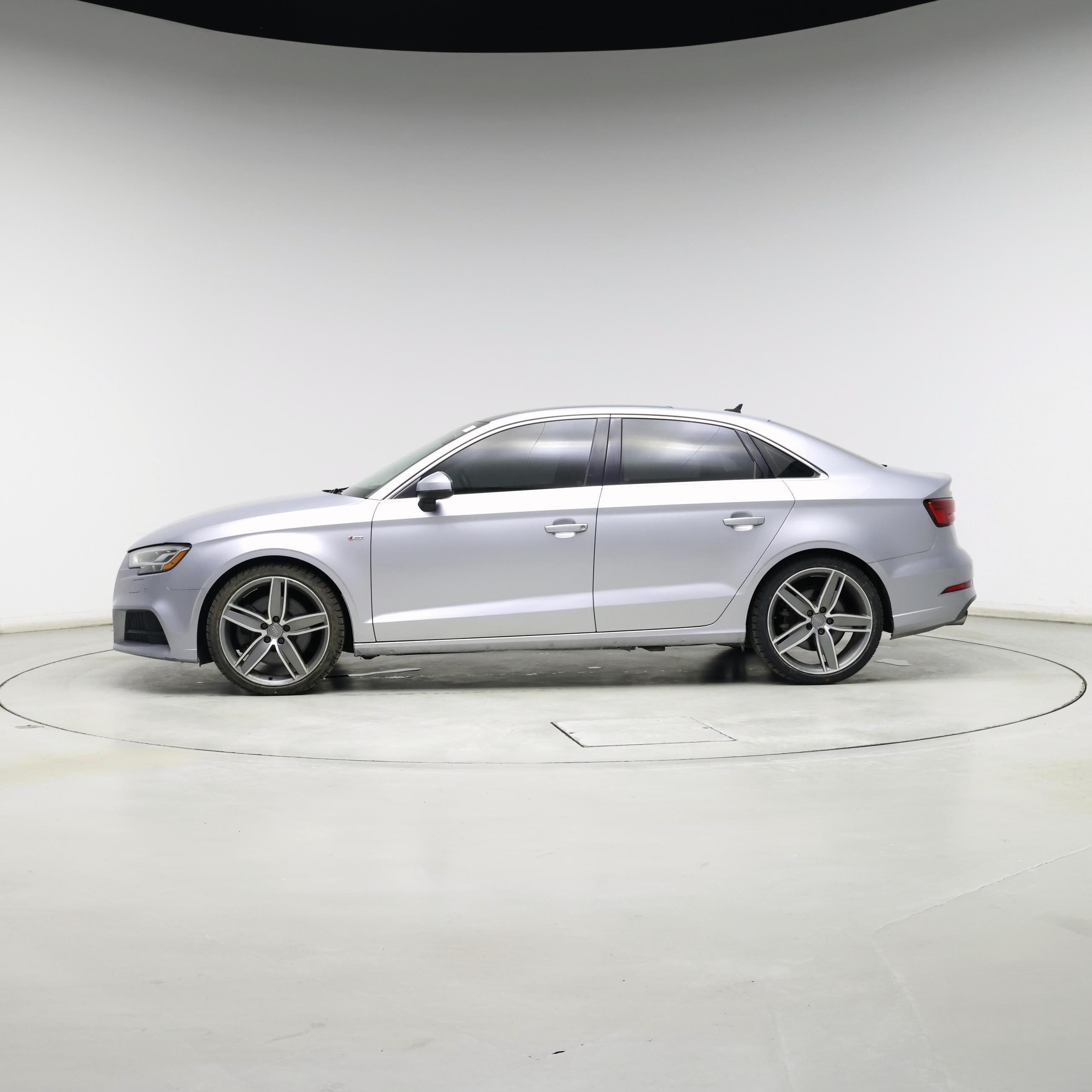 Thumbnail: 2019 Audi A3 - 3