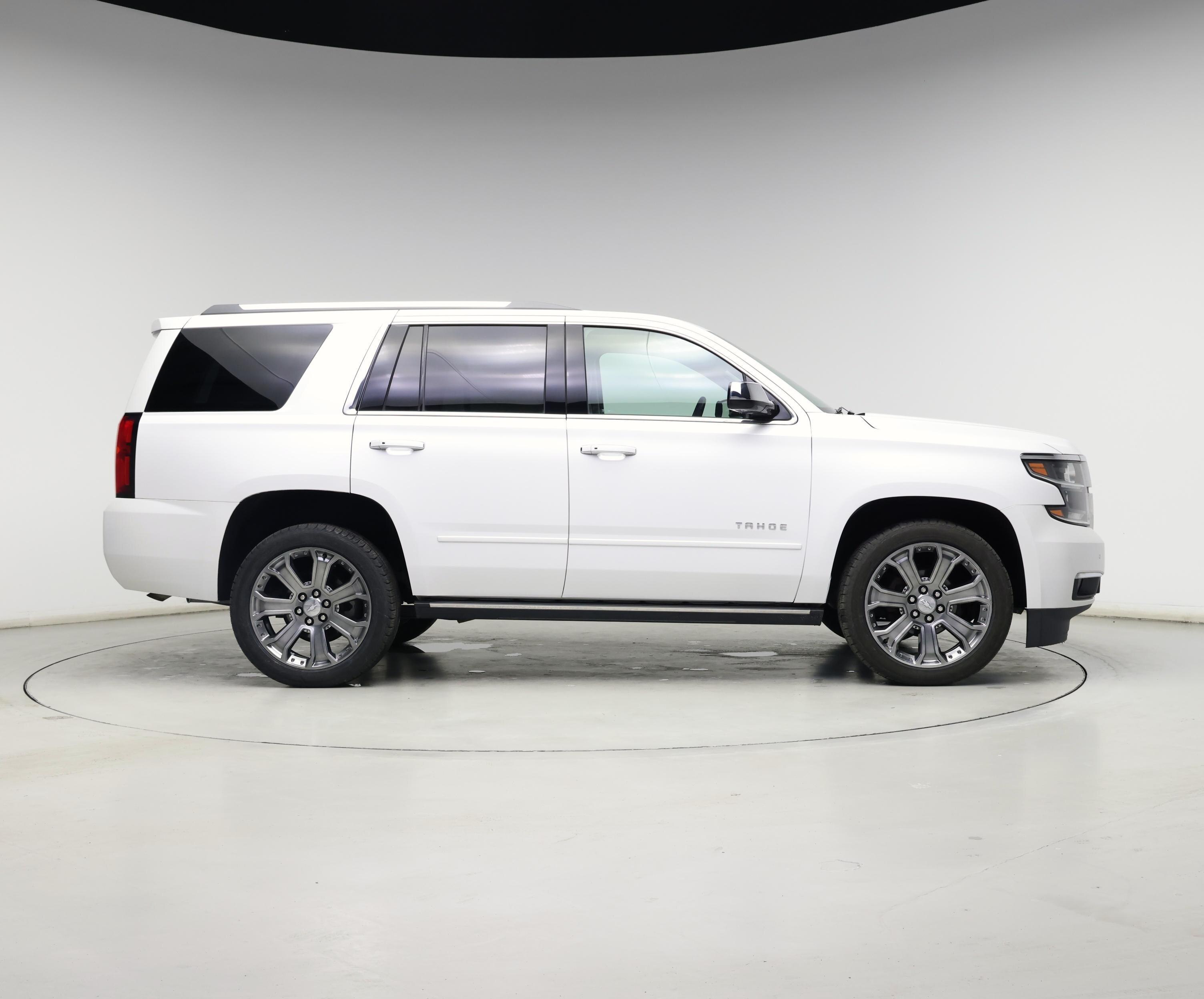 Thumbnail: 2017 Chevrolet Tahoe - 7