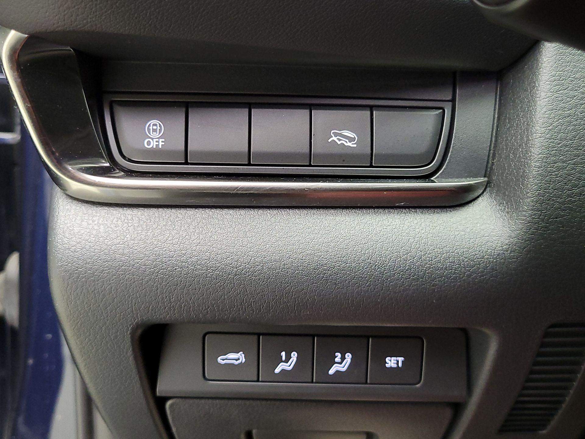 Thumbnail: 2023 Mazda CX-30 - 13