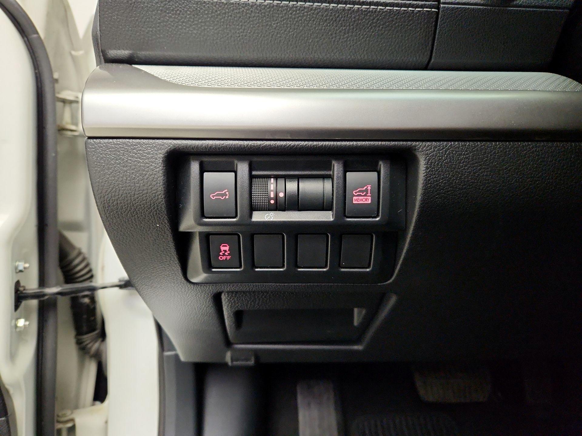 Thumbnail: 2018 Subaru Outback - 13