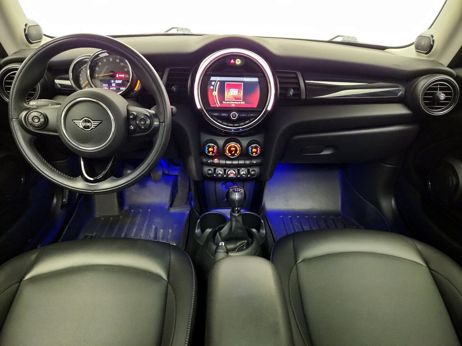 Thumbnail: 2021 MINI Cooper Hardtop - 9