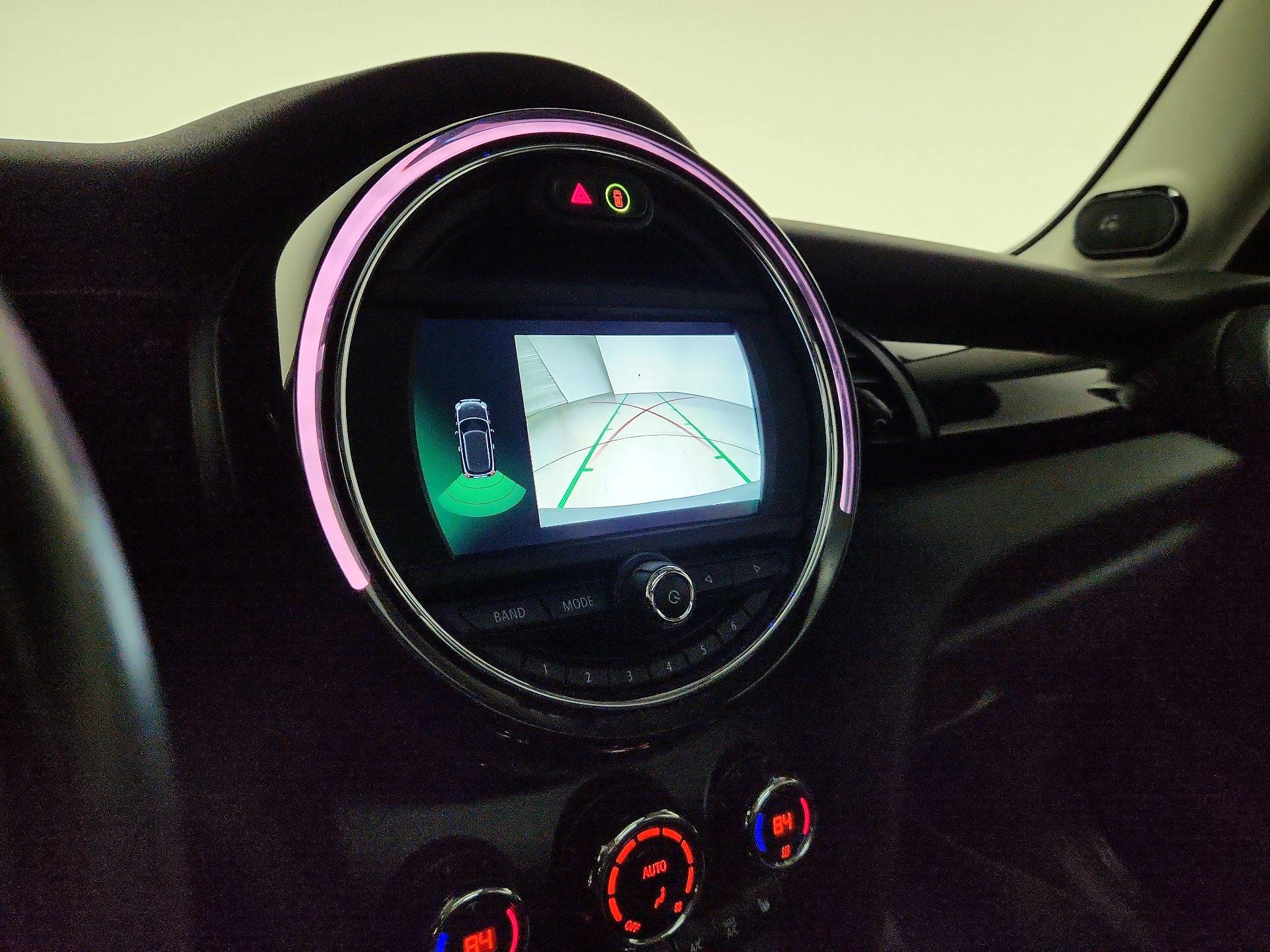 Thumbnail: 2021 MINI Cooper Hardtop - 14