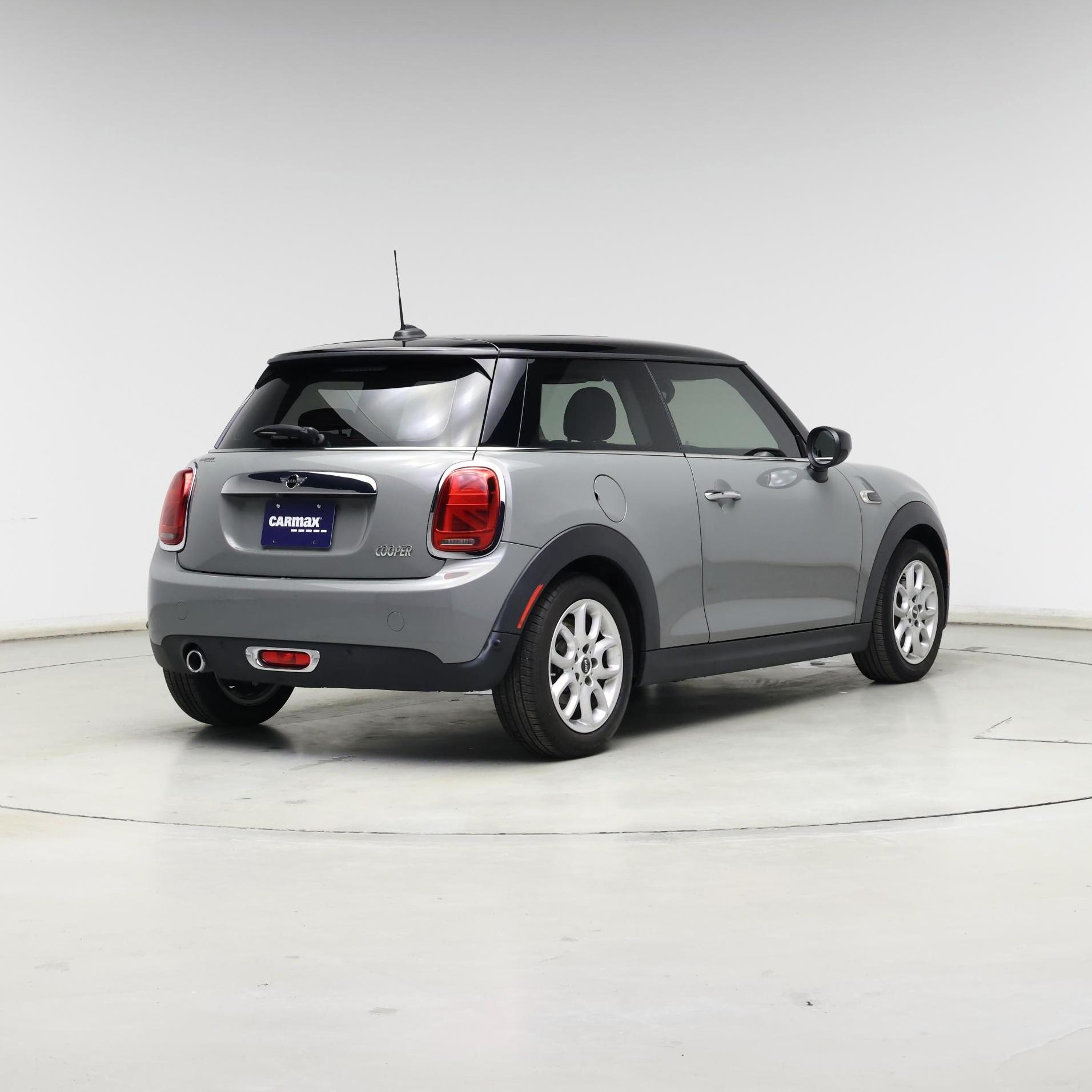 Thumbnail: 2021 MINI Cooper Hardtop - 8