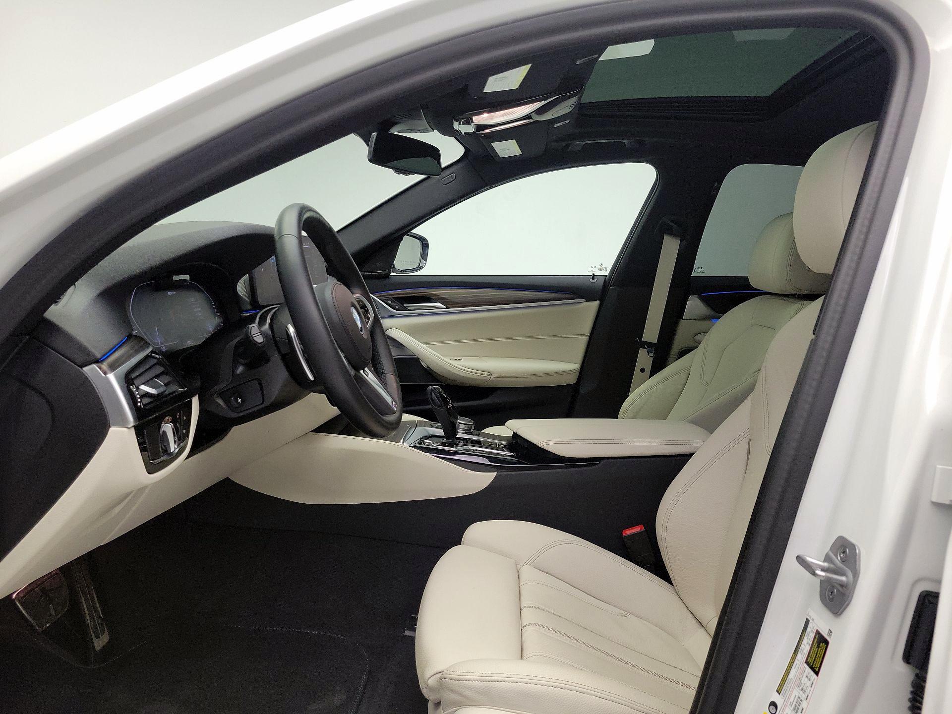 Thumbnail: 2023 BMW 5 Series - 20