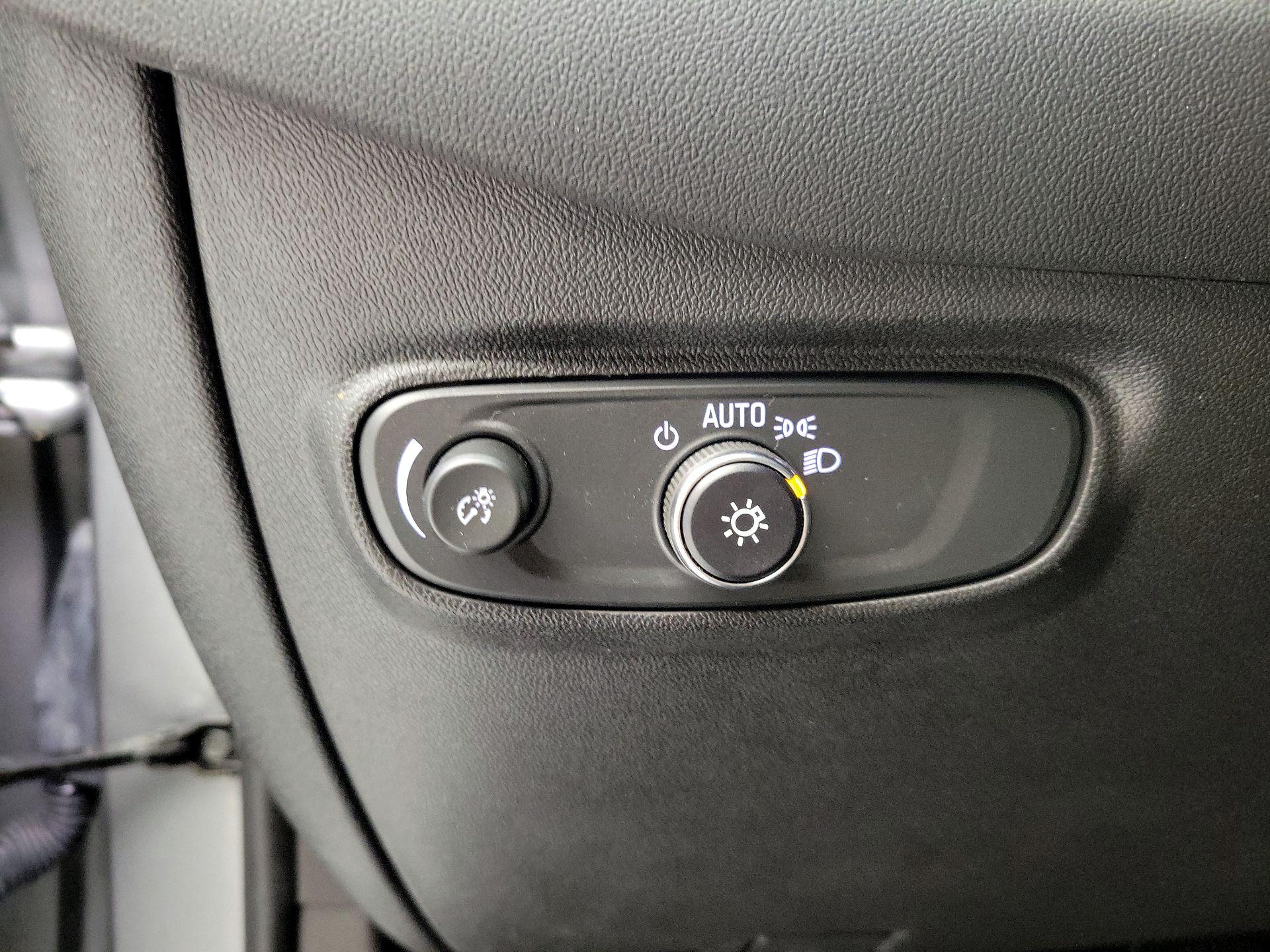 Thumbnail: 2024 Chevrolet Equinox - 13