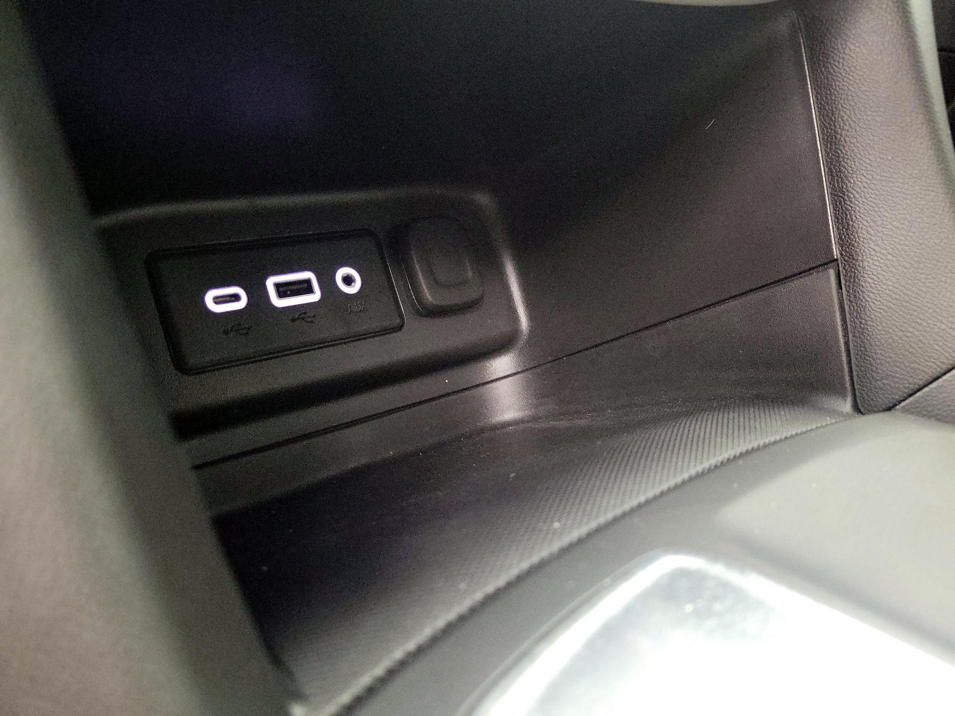 Thumbnail: 2024 Chevrolet Equinox - 18