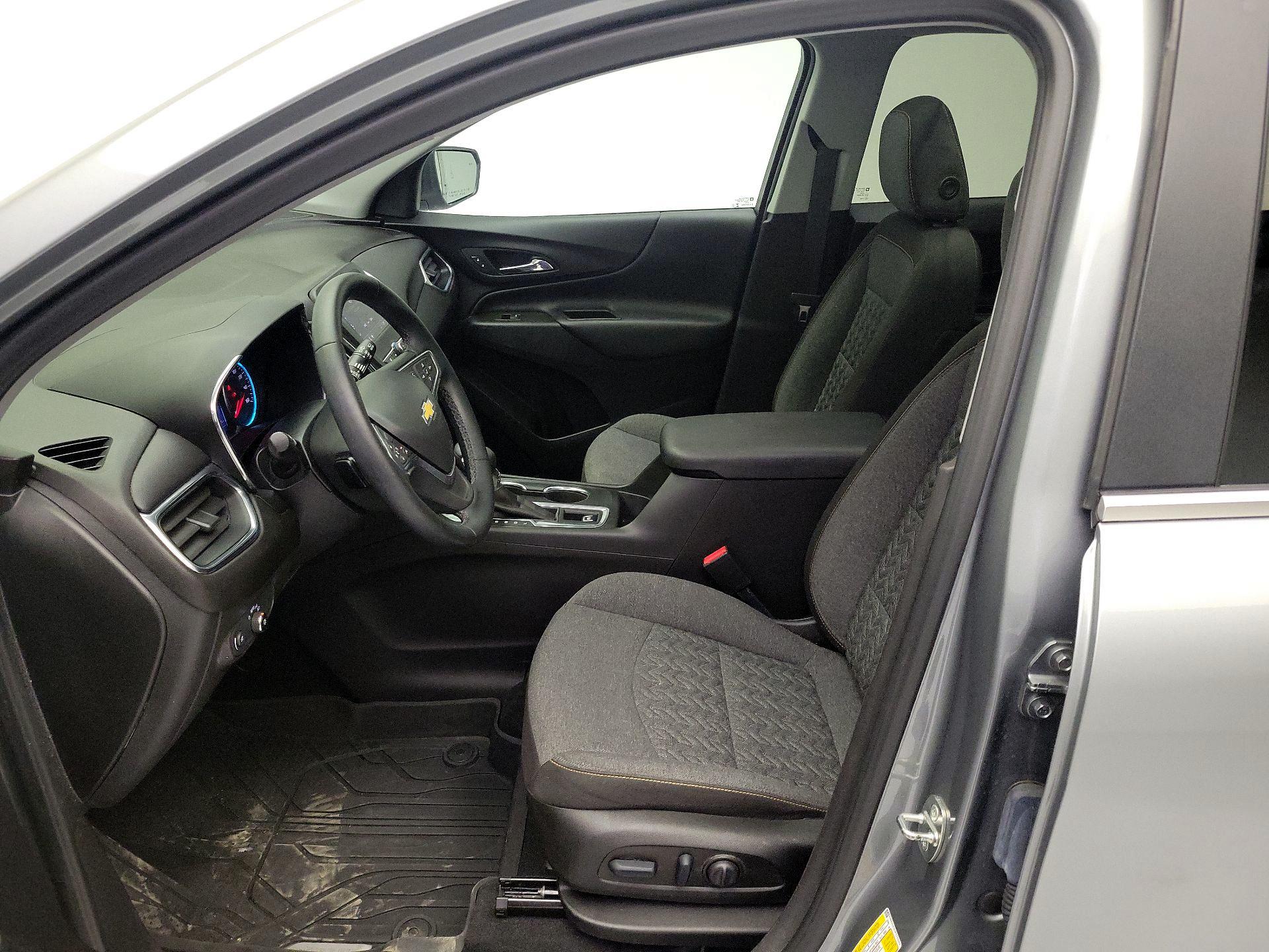 Thumbnail: 2023 Chevrolet Equinox - 11