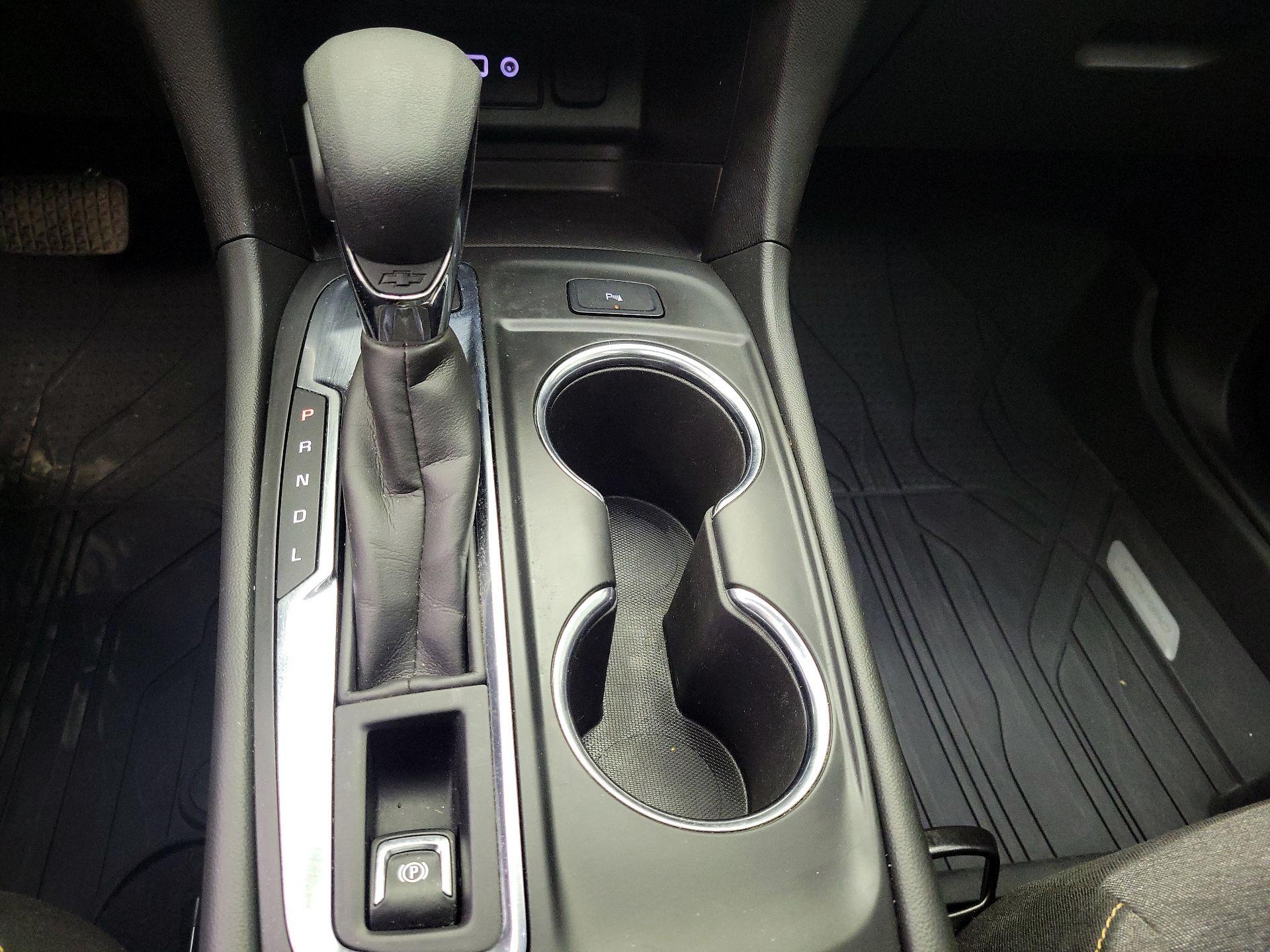 Thumbnail: 2023 Chevrolet Equinox - 17