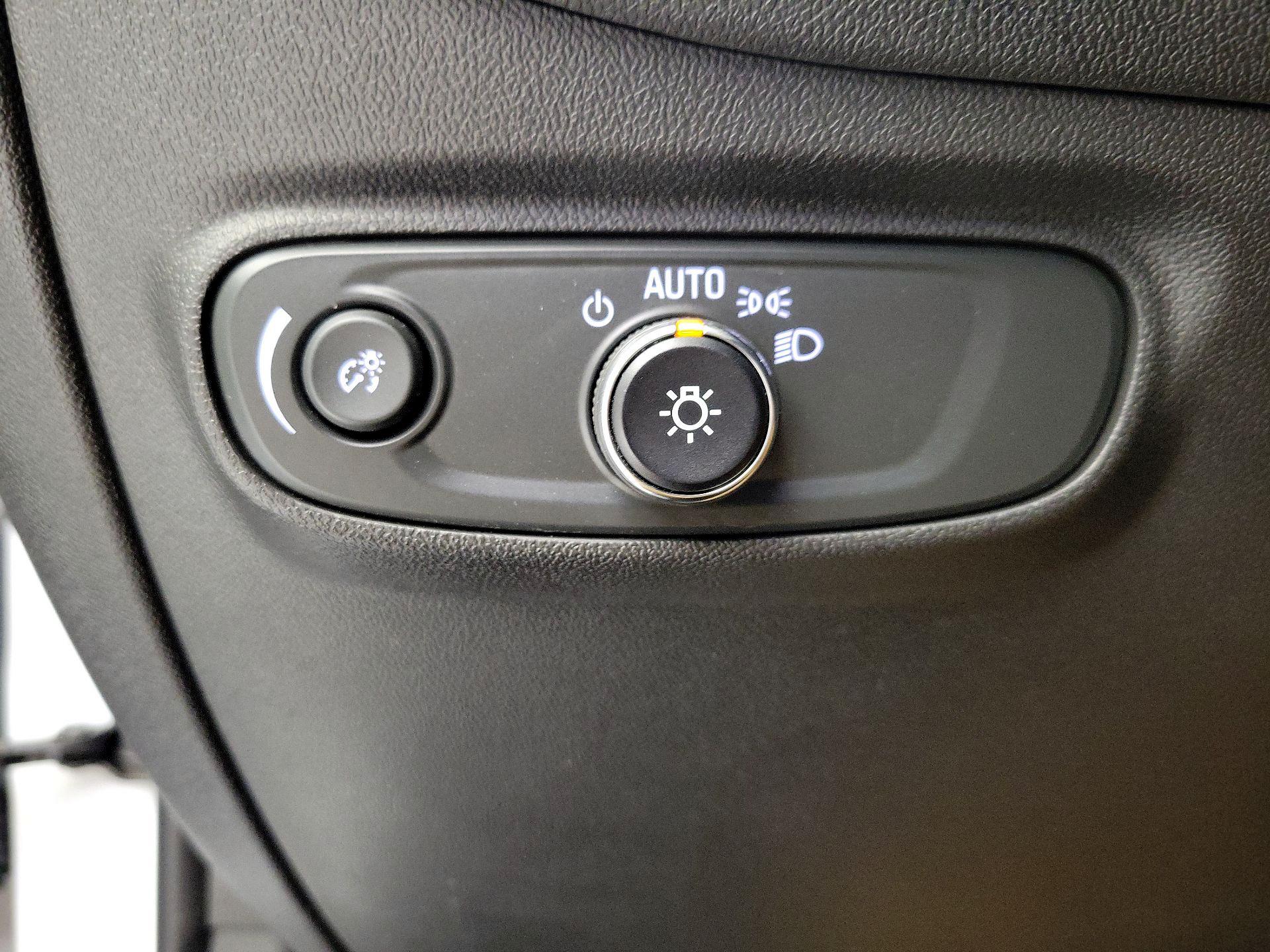 Thumbnail: 2024 Chevrolet Equinox - 13