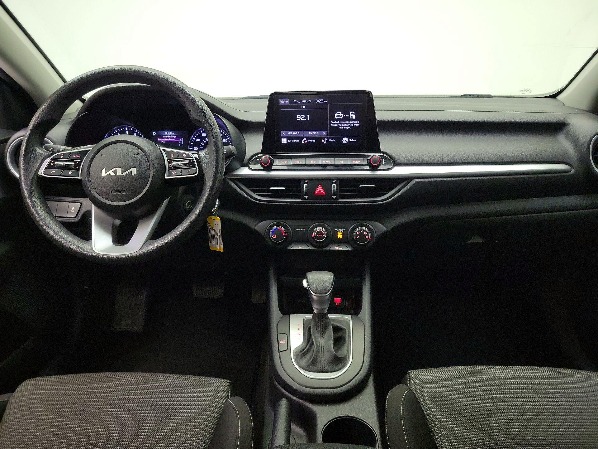 Thumbnail: 2024 Kia Forte - 9