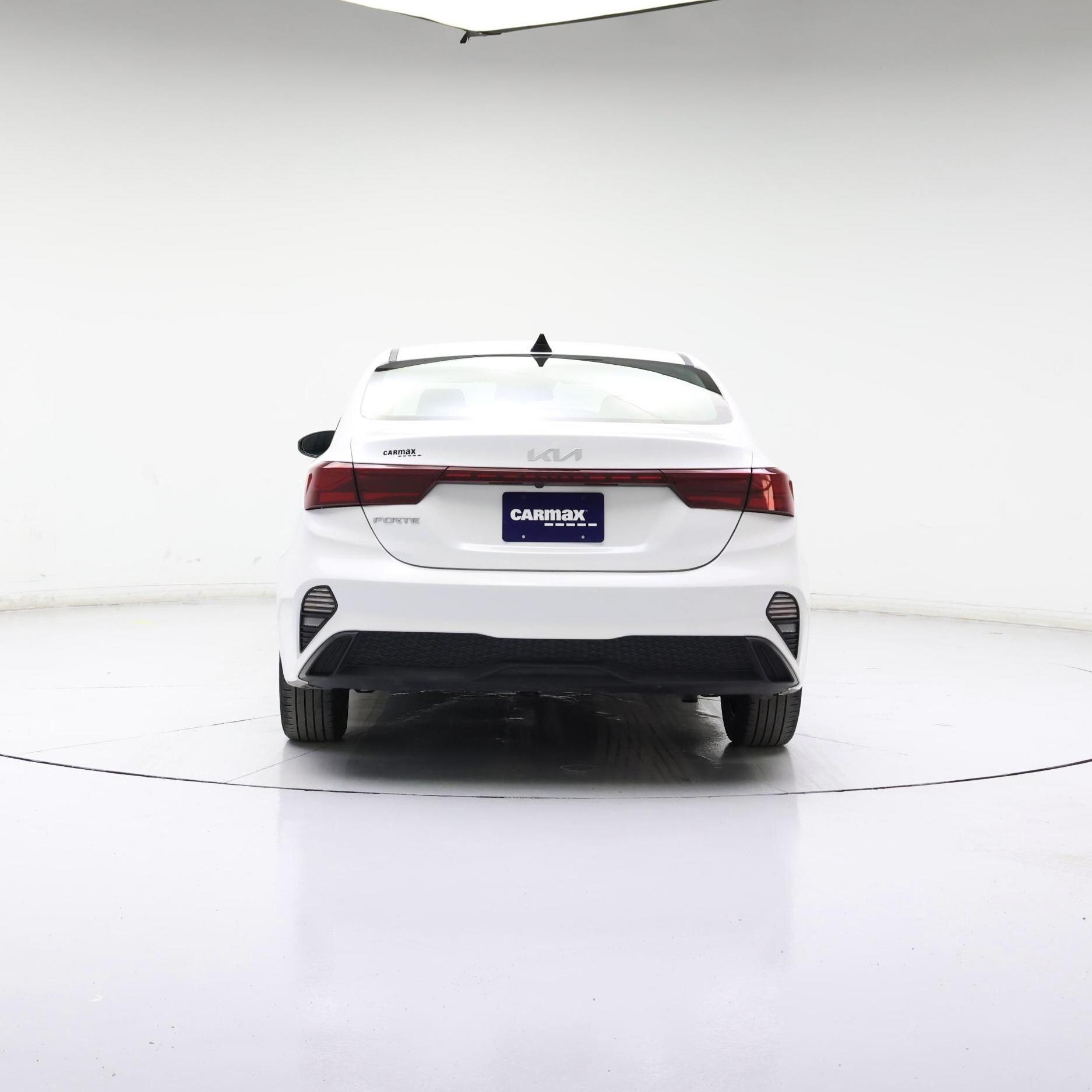 Thumbnail: 2024 Kia Forte - 6