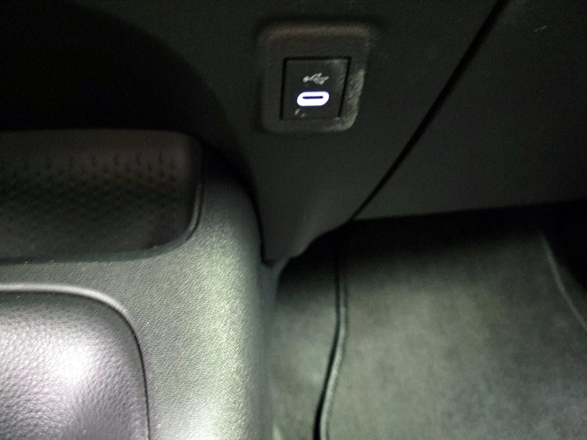 Thumbnail: 2025 Toyota Corolla - 18