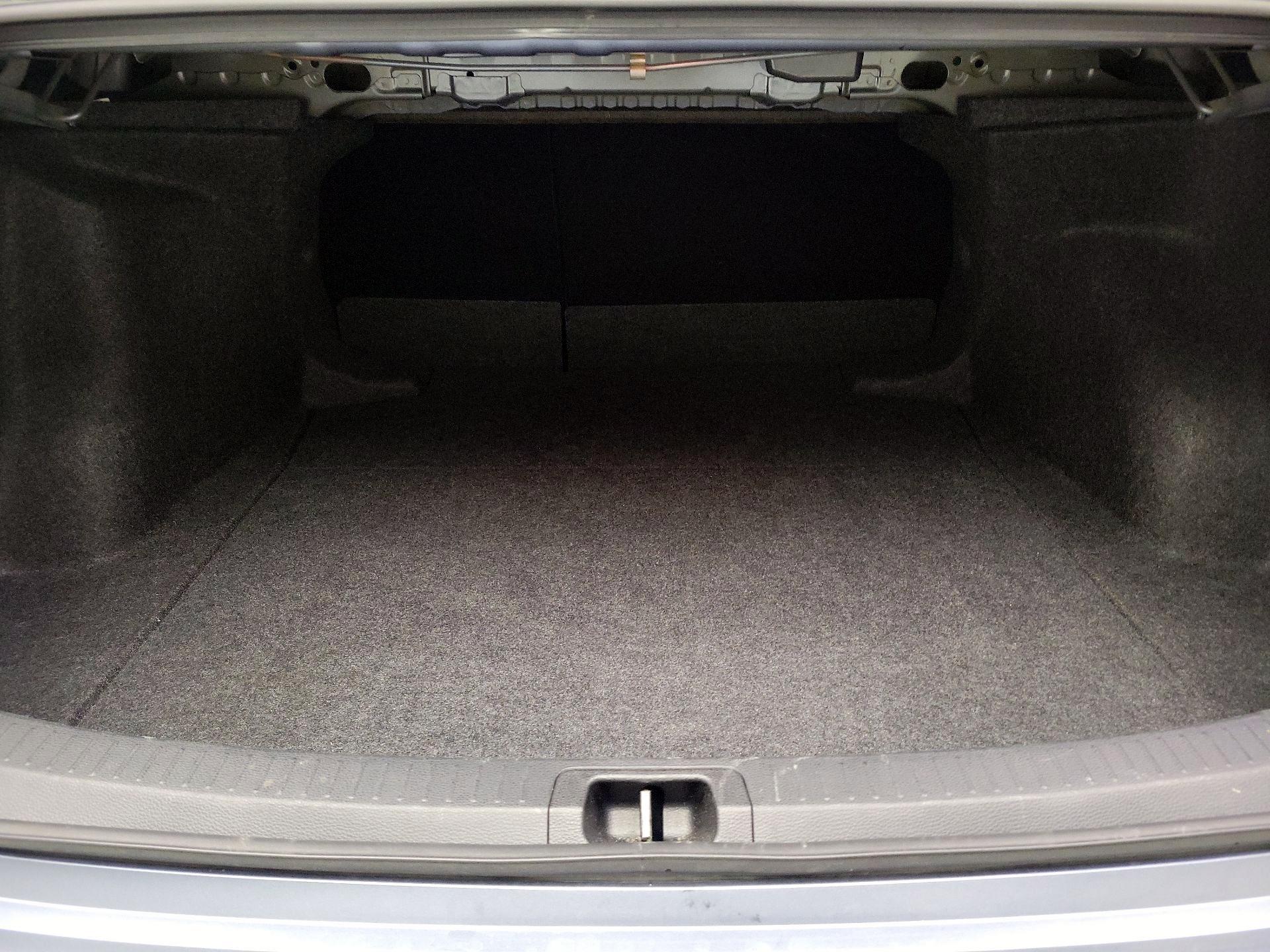 Thumbnail: 2025 Toyota Corolla - 20