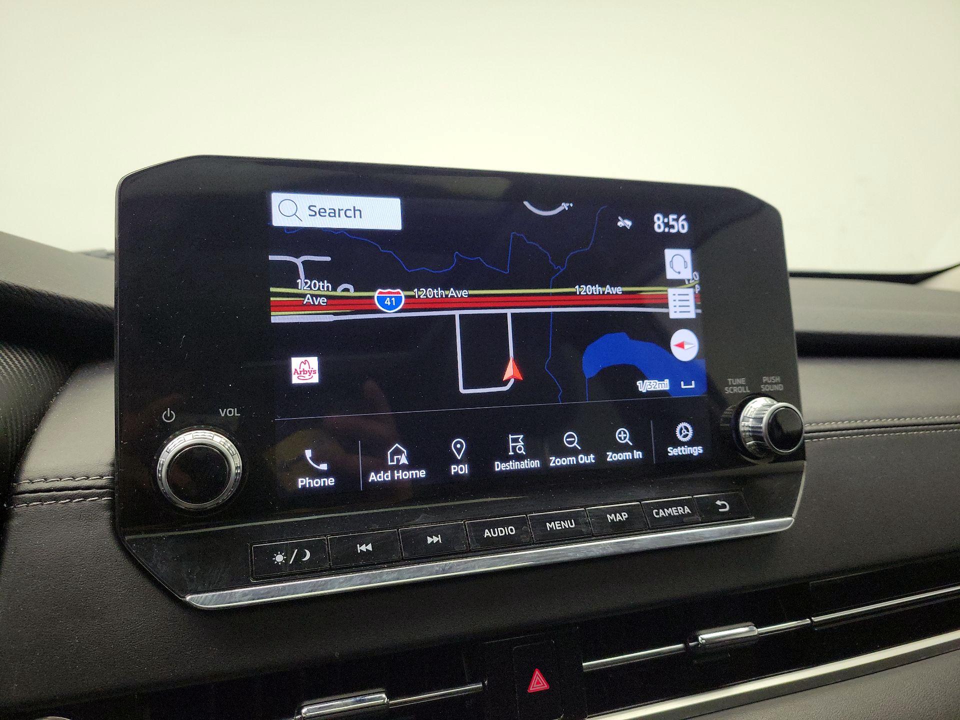 Thumbnail: 2024 Mitsubishi Outlander - 14