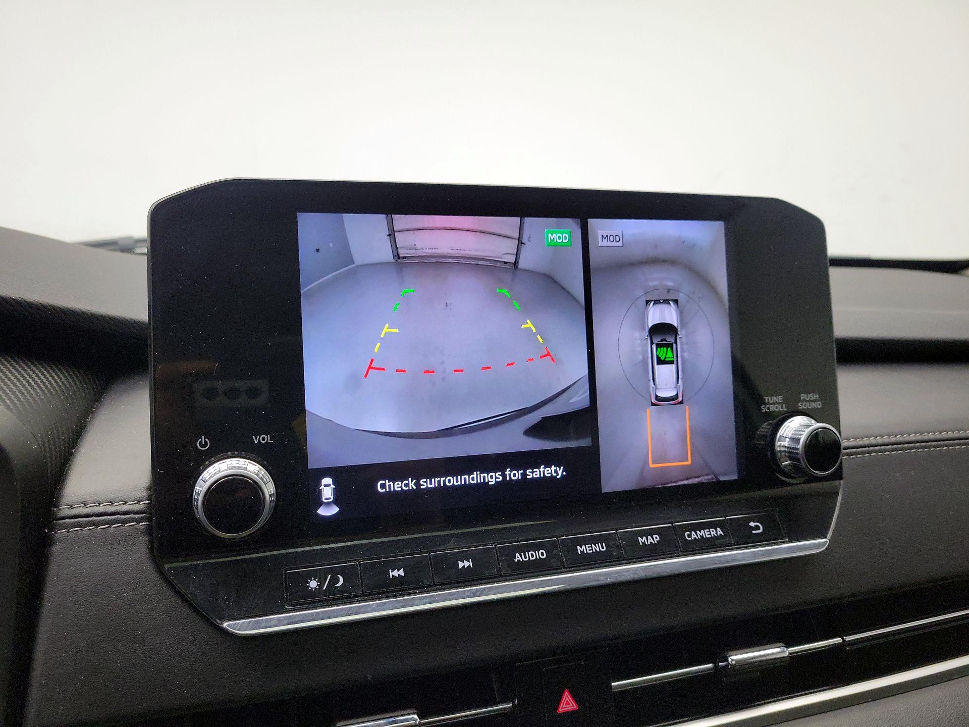 Thumbnail: 2024 Mitsubishi Outlander - 15