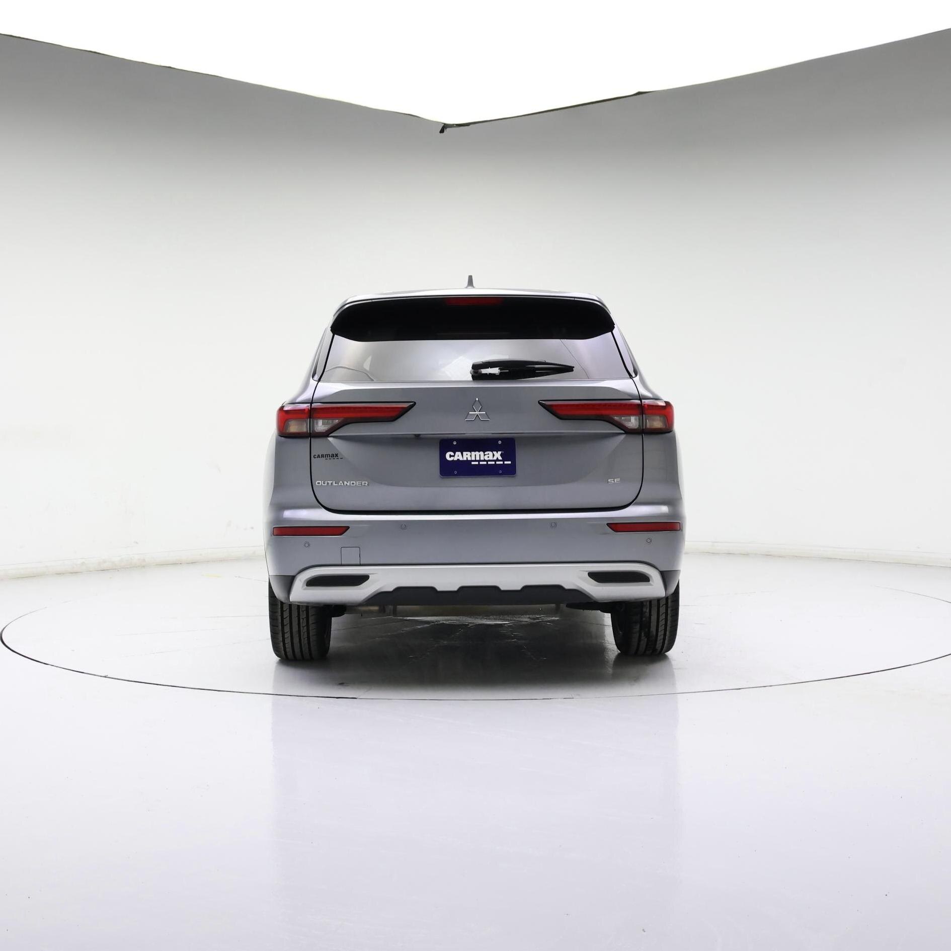 Thumbnail: 2024 Mitsubishi Outlander - 6