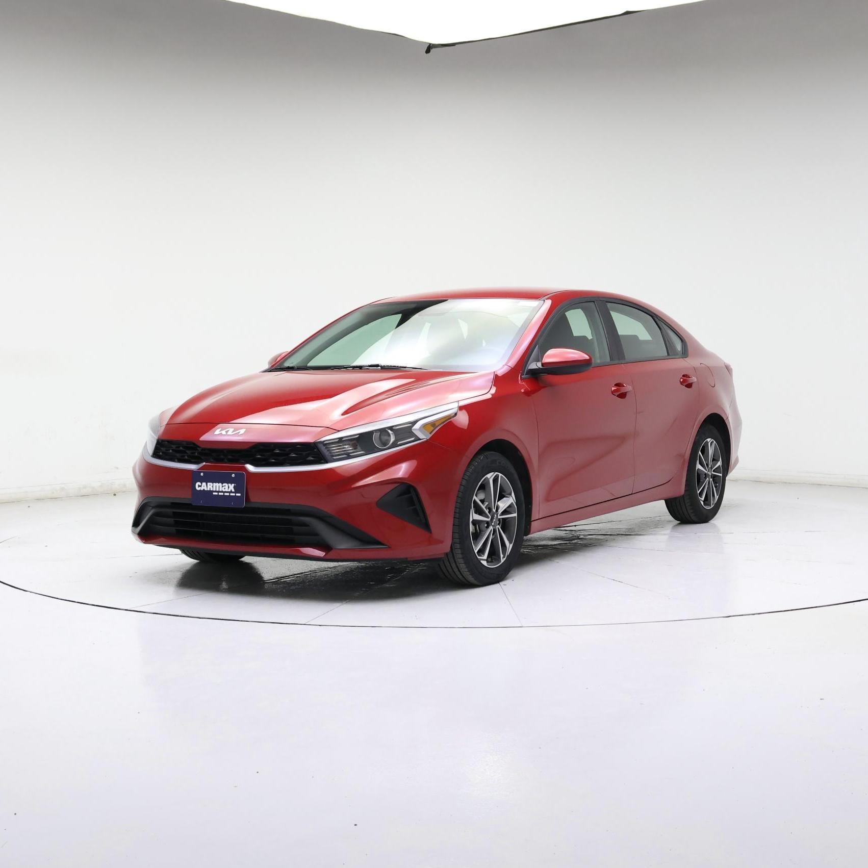 Thumbnail: 2024 Kia Forte - 4