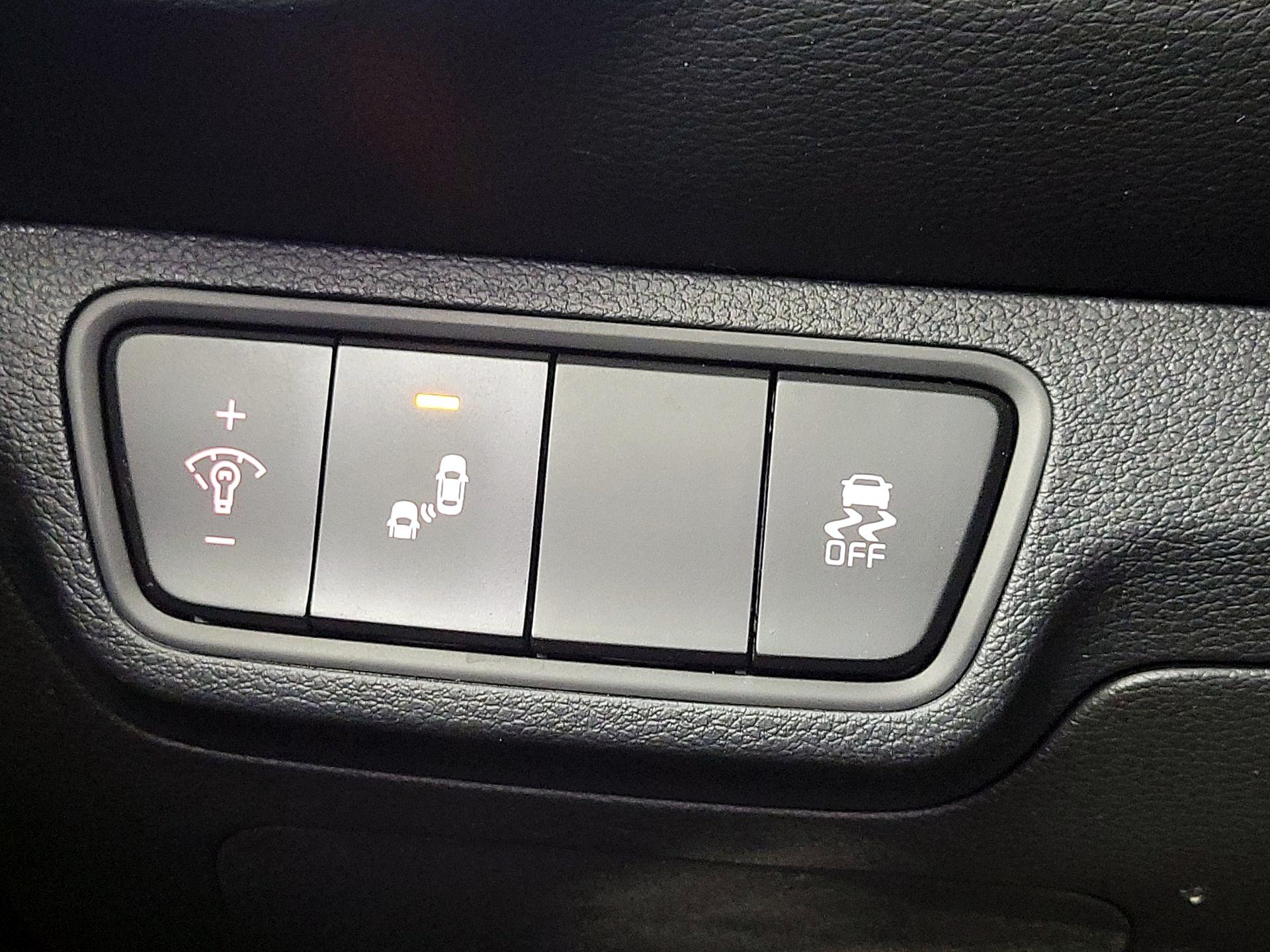 Thumbnail: 2024 Kia Forte - 13