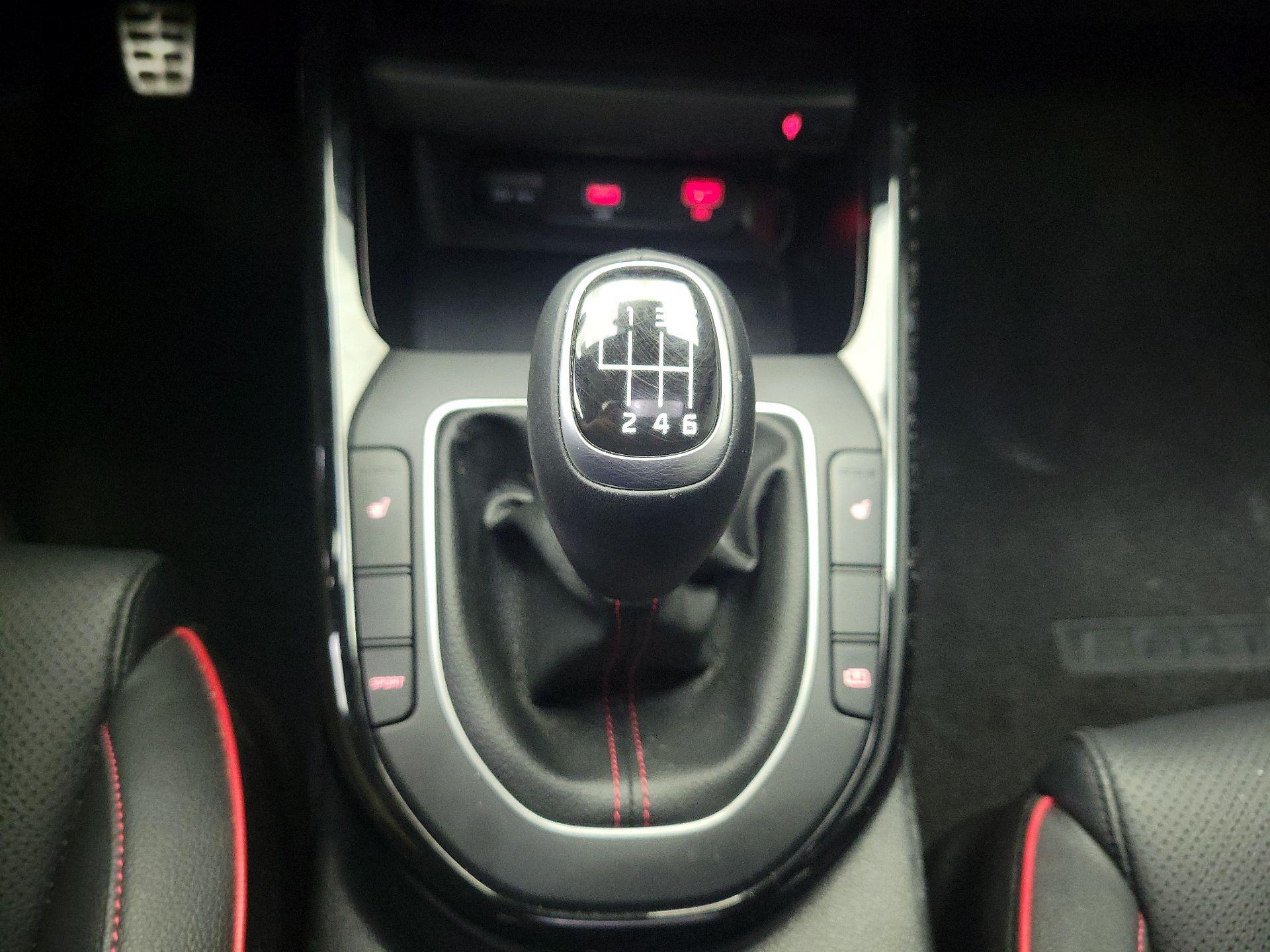 Thumbnail: 2024 Kia Forte - 18