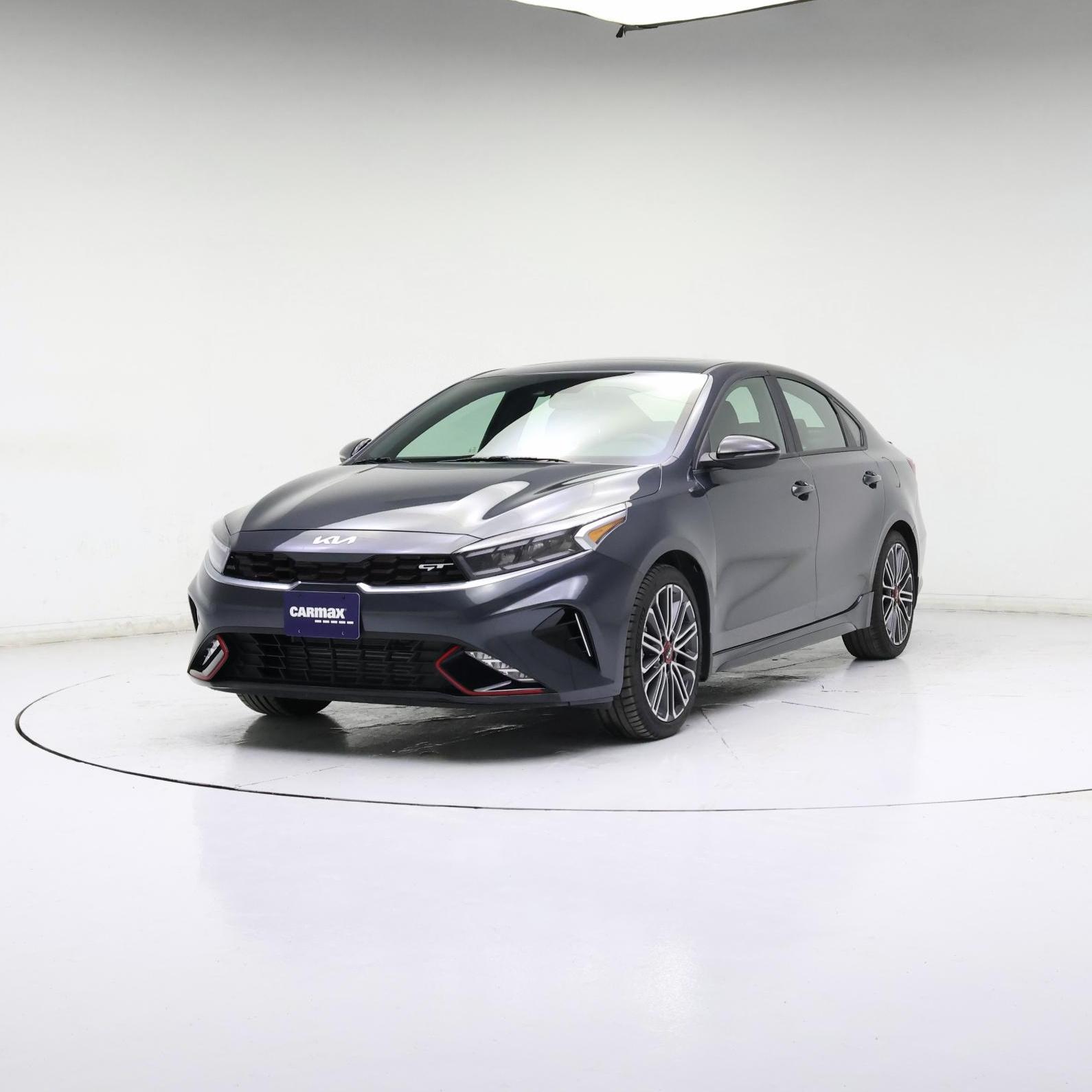 Thumbnail: 2024 Kia Forte - 4