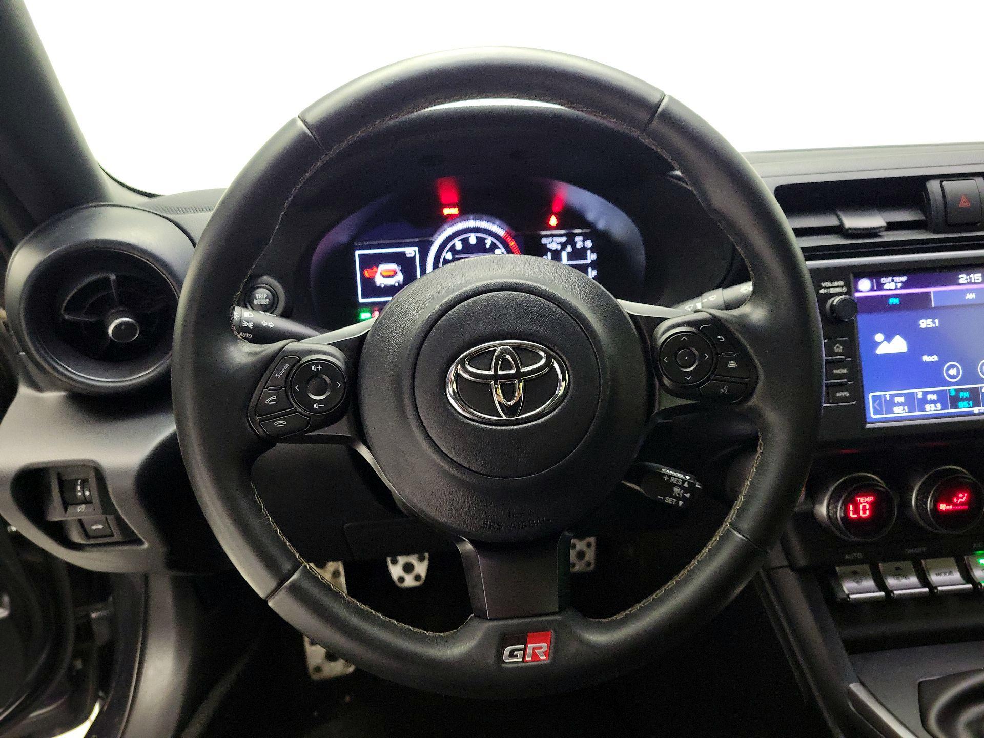 Thumbnail: 2024 Toyota GR86 - 10