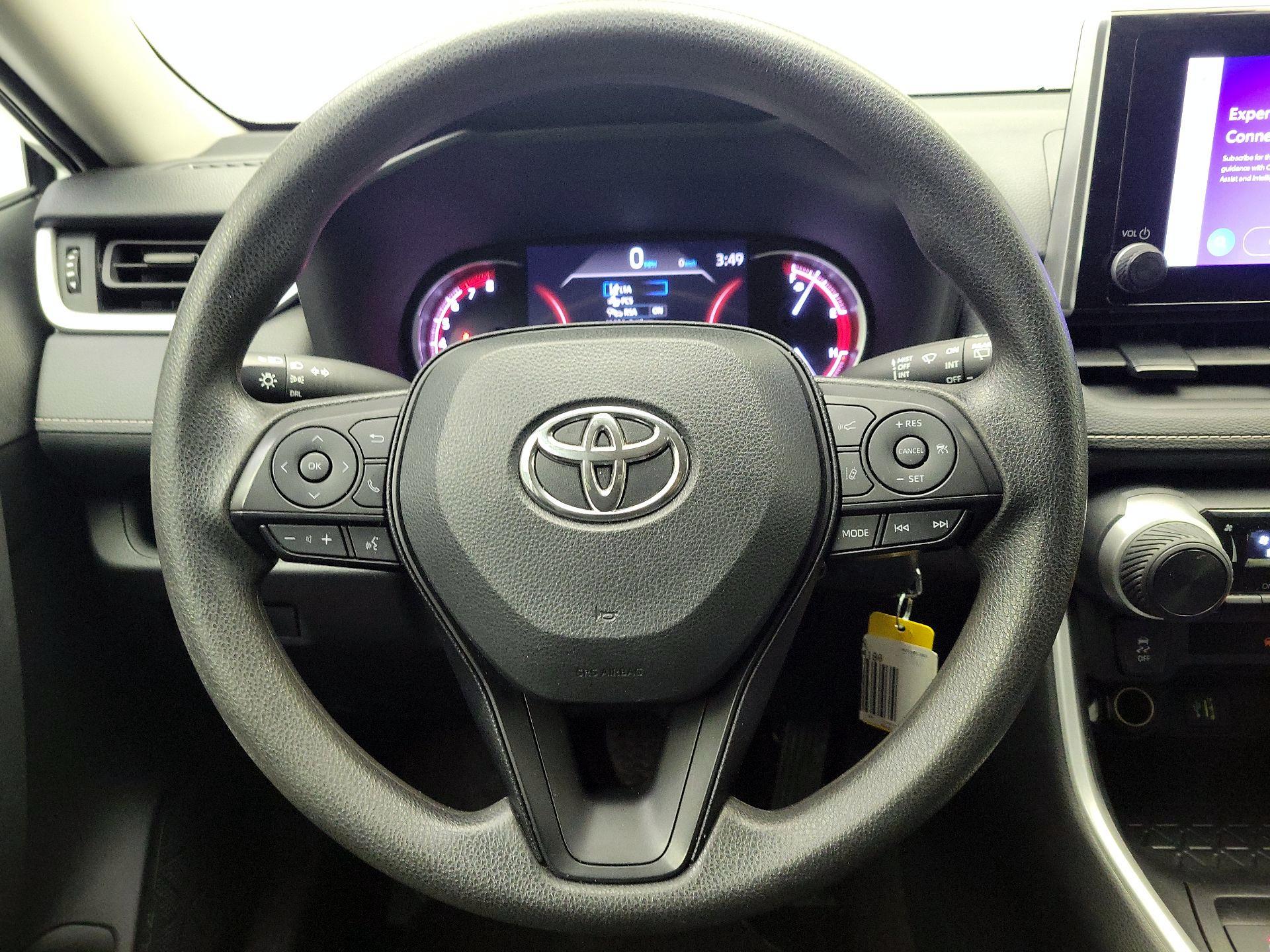 Thumbnail: 2024 Toyota RAV4 - 10