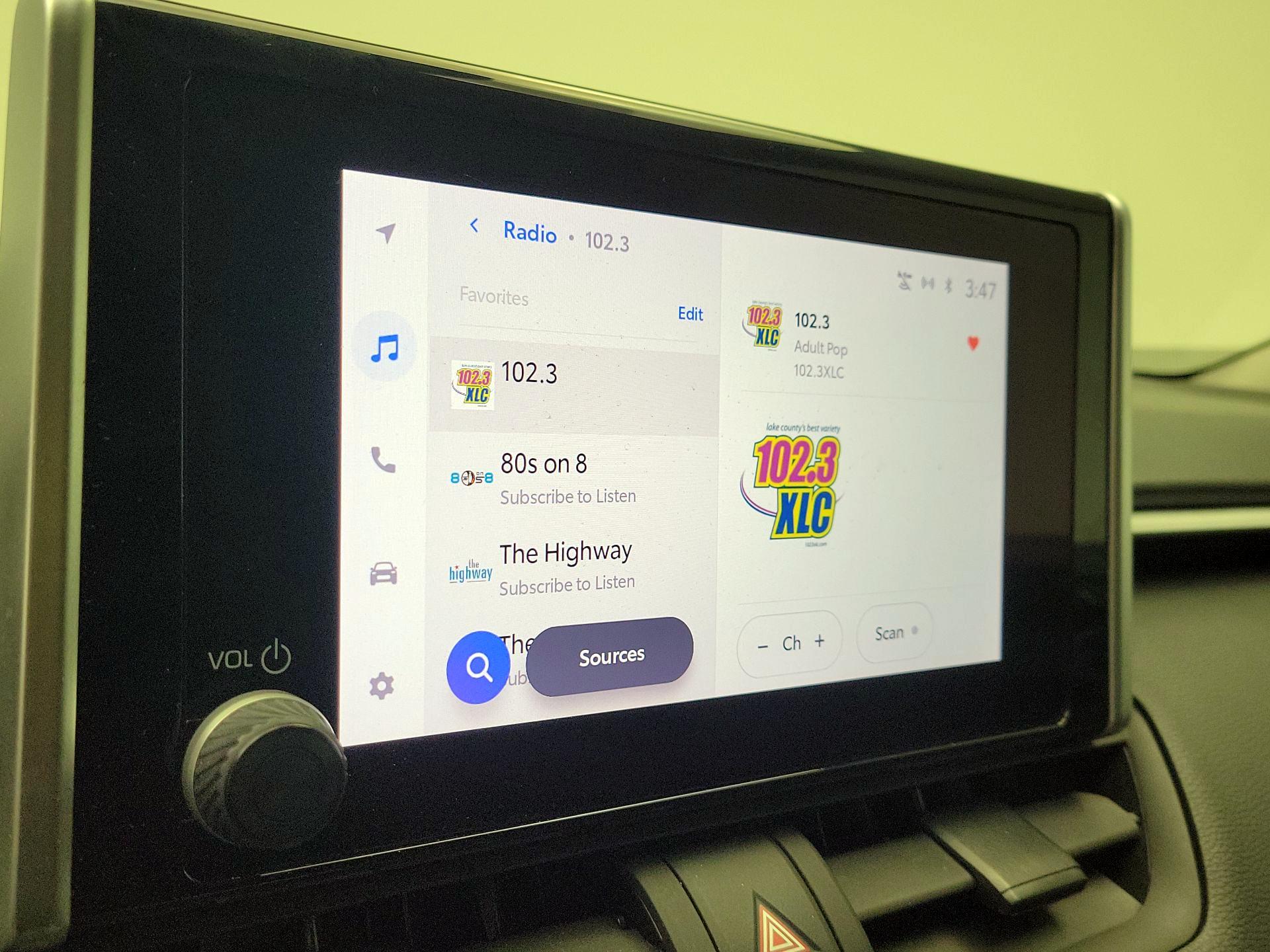 Thumbnail: 2024 Toyota RAV4 - 15