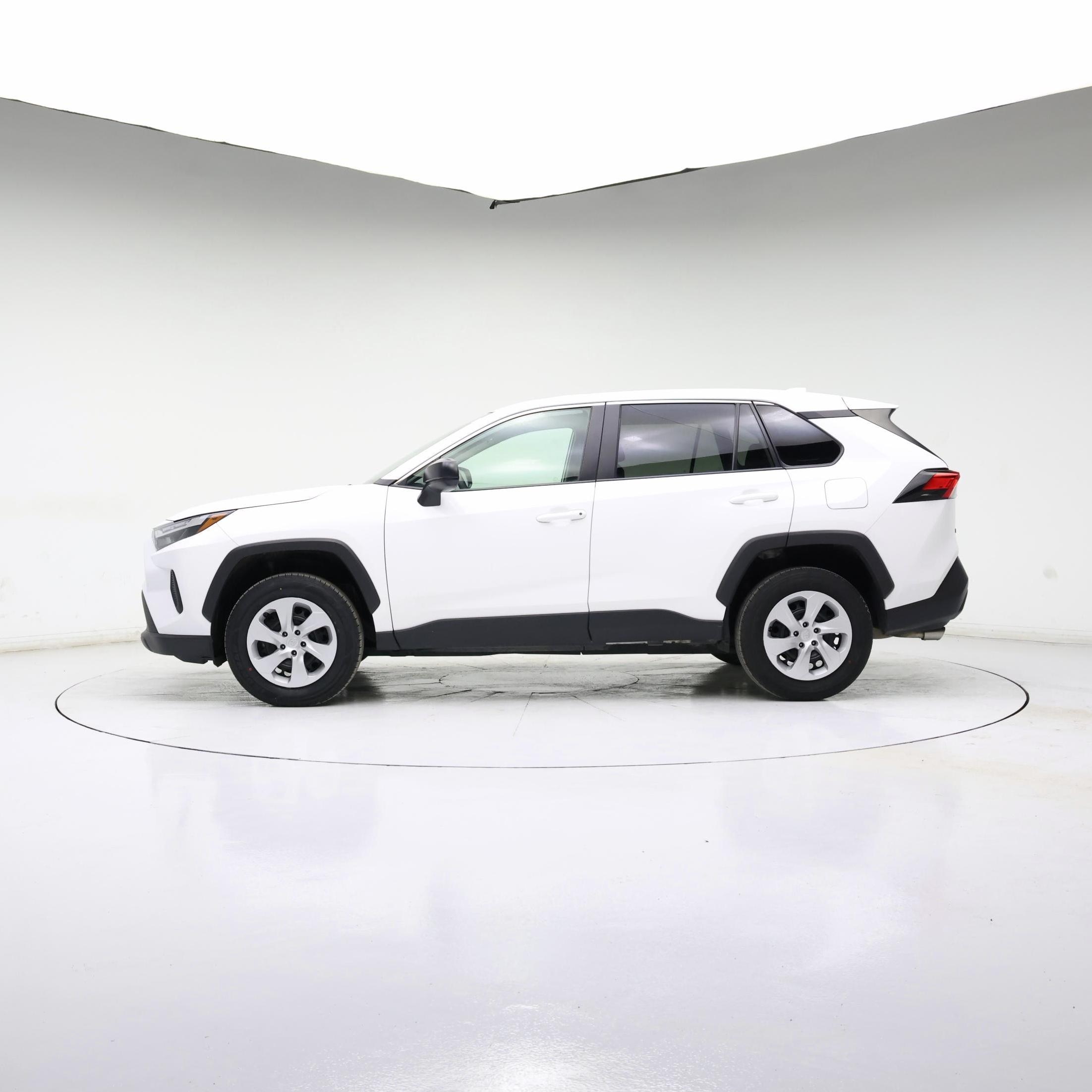 Thumbnail: 2024 Toyota RAV4 - 3