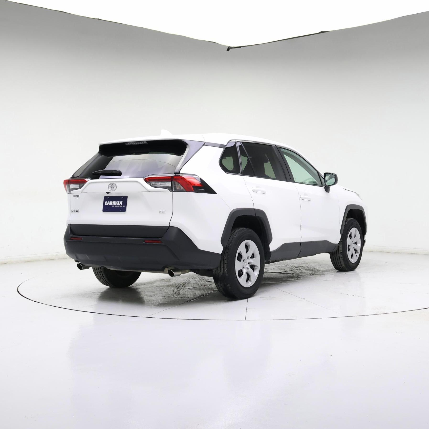 Thumbnail: 2024 Toyota RAV4 - 8