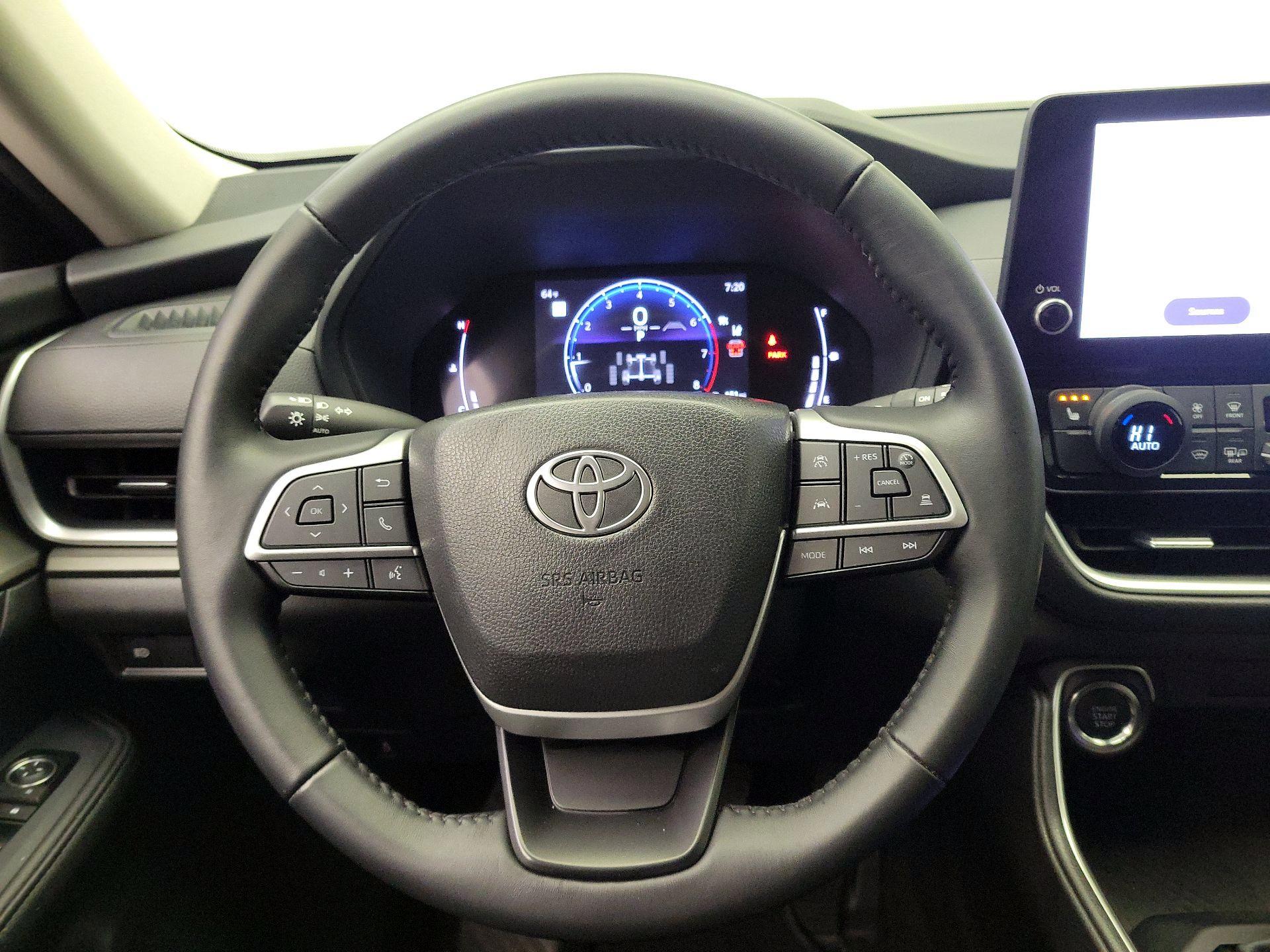 Thumbnail: 2025 Toyota Grand Highlander - 10