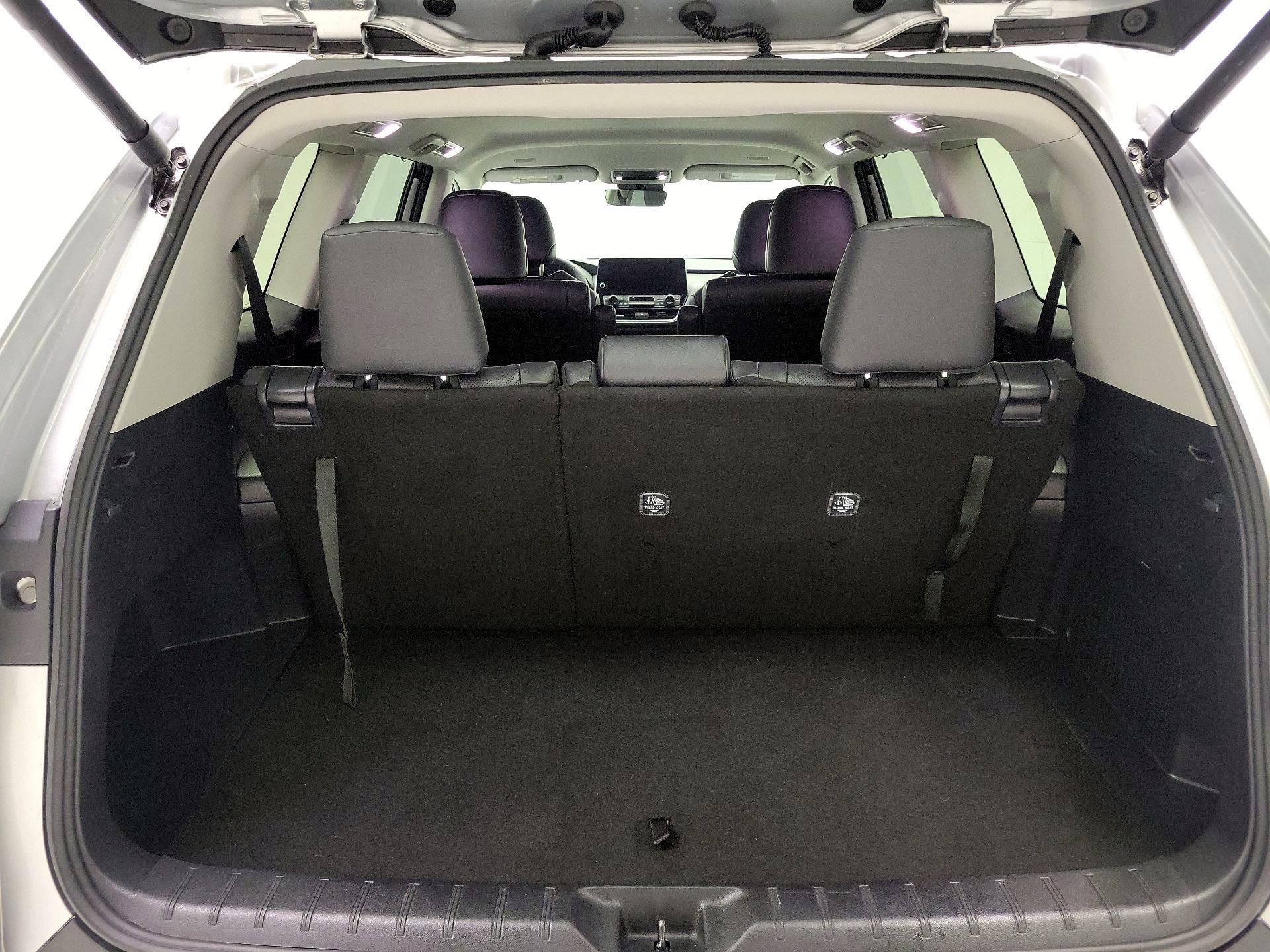 Thumbnail: 2025 Toyota Grand Highlander - 19