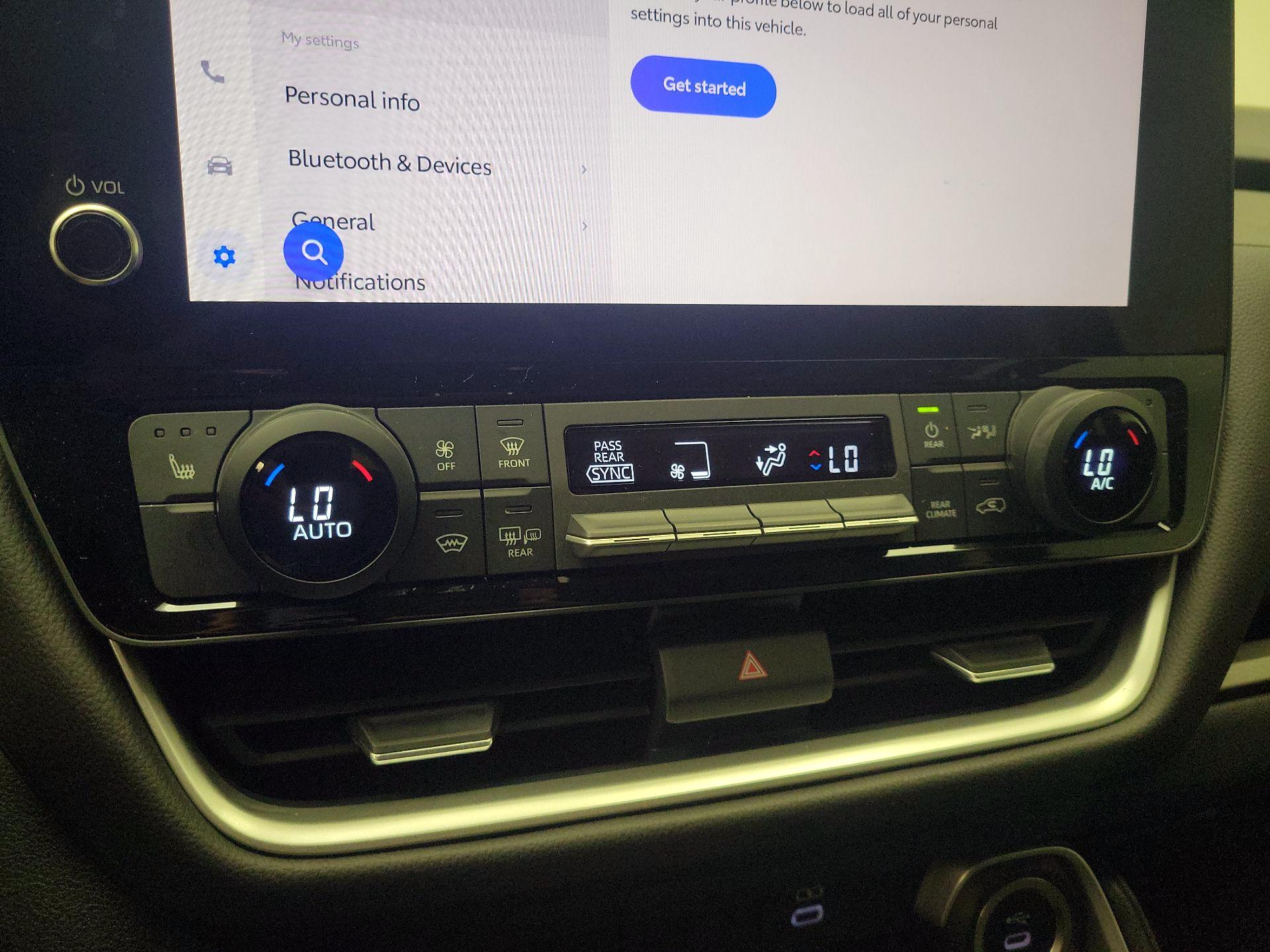 Thumbnail: 2024 Toyota Grand Highlander - 16