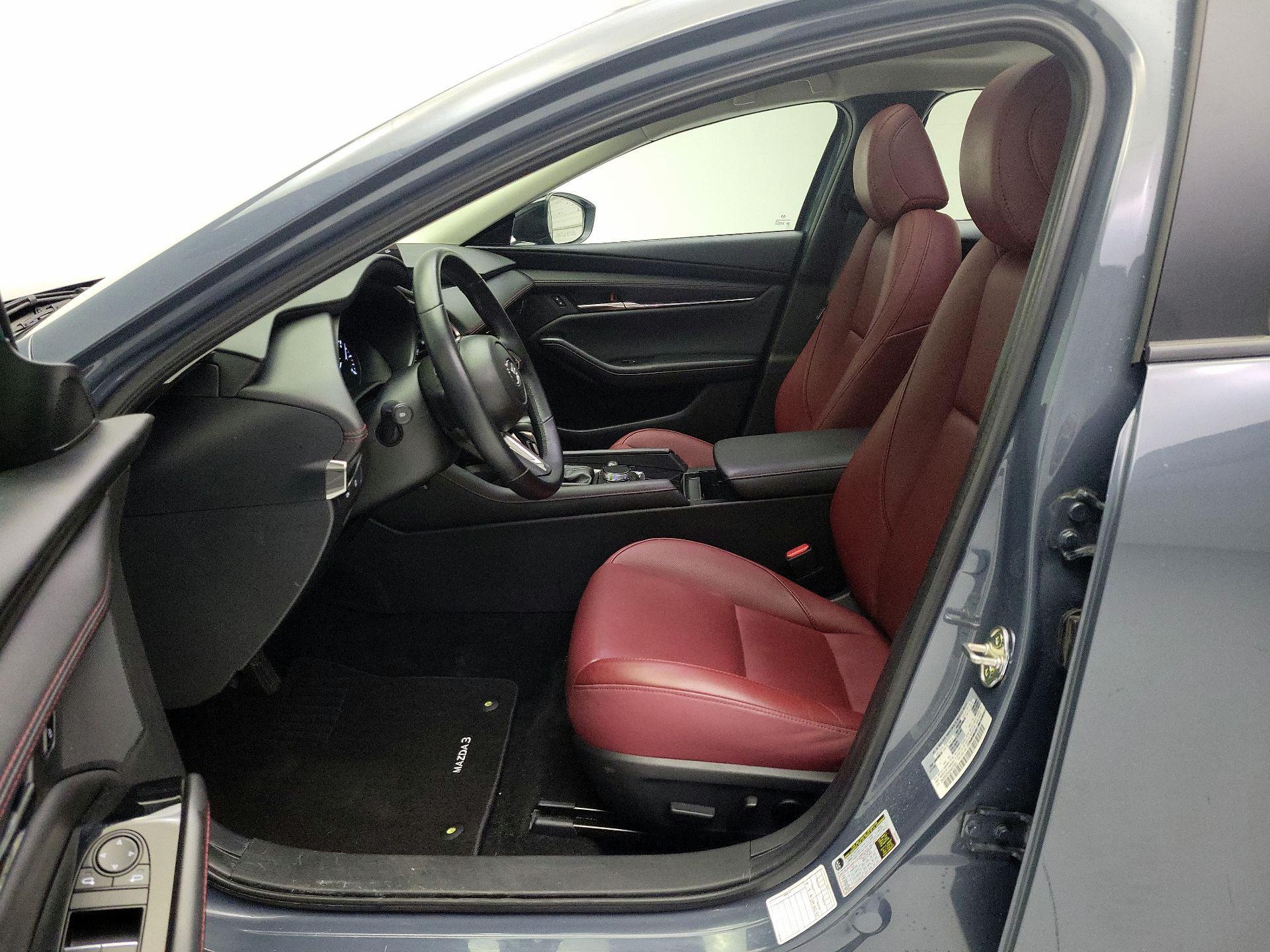 Thumbnail: 2025 Mazda Mazda3 - 11