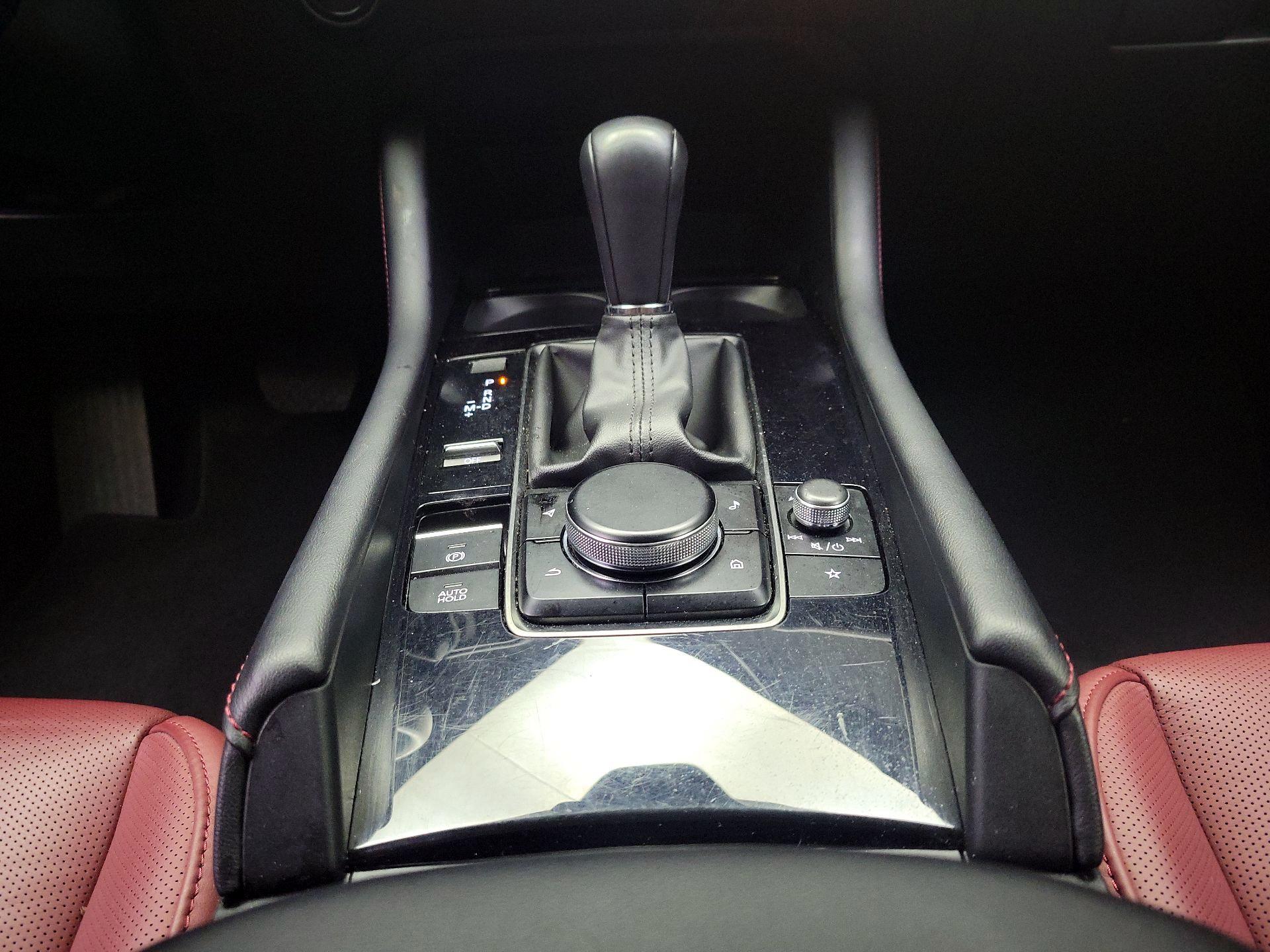 Thumbnail: 2025 Mazda Mazda3 - 17