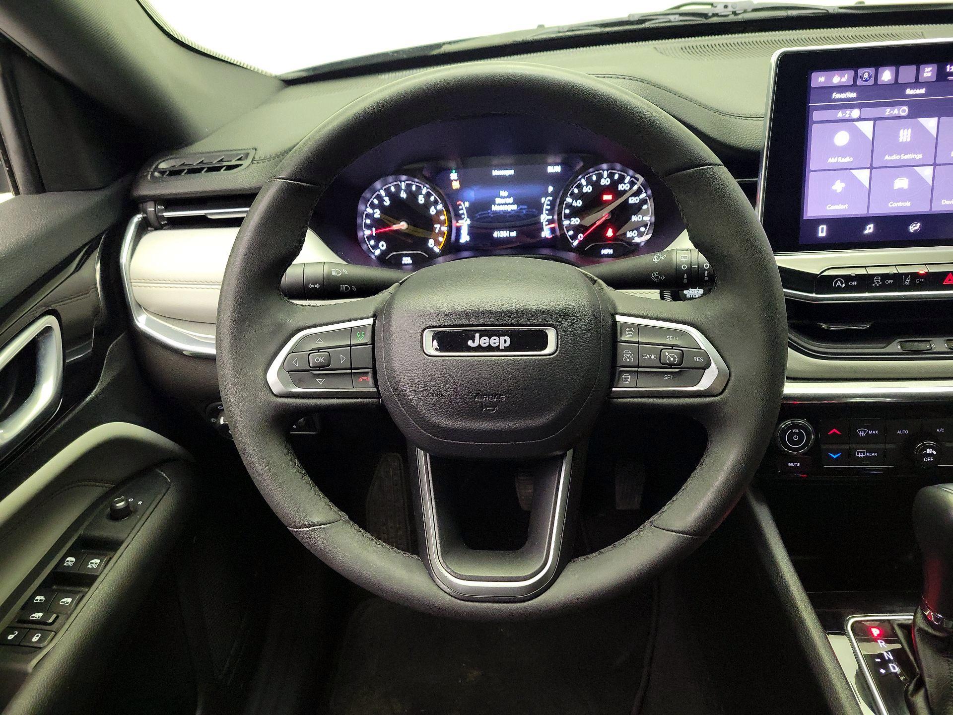 Thumbnail: 2023 Jeep Compass - 10