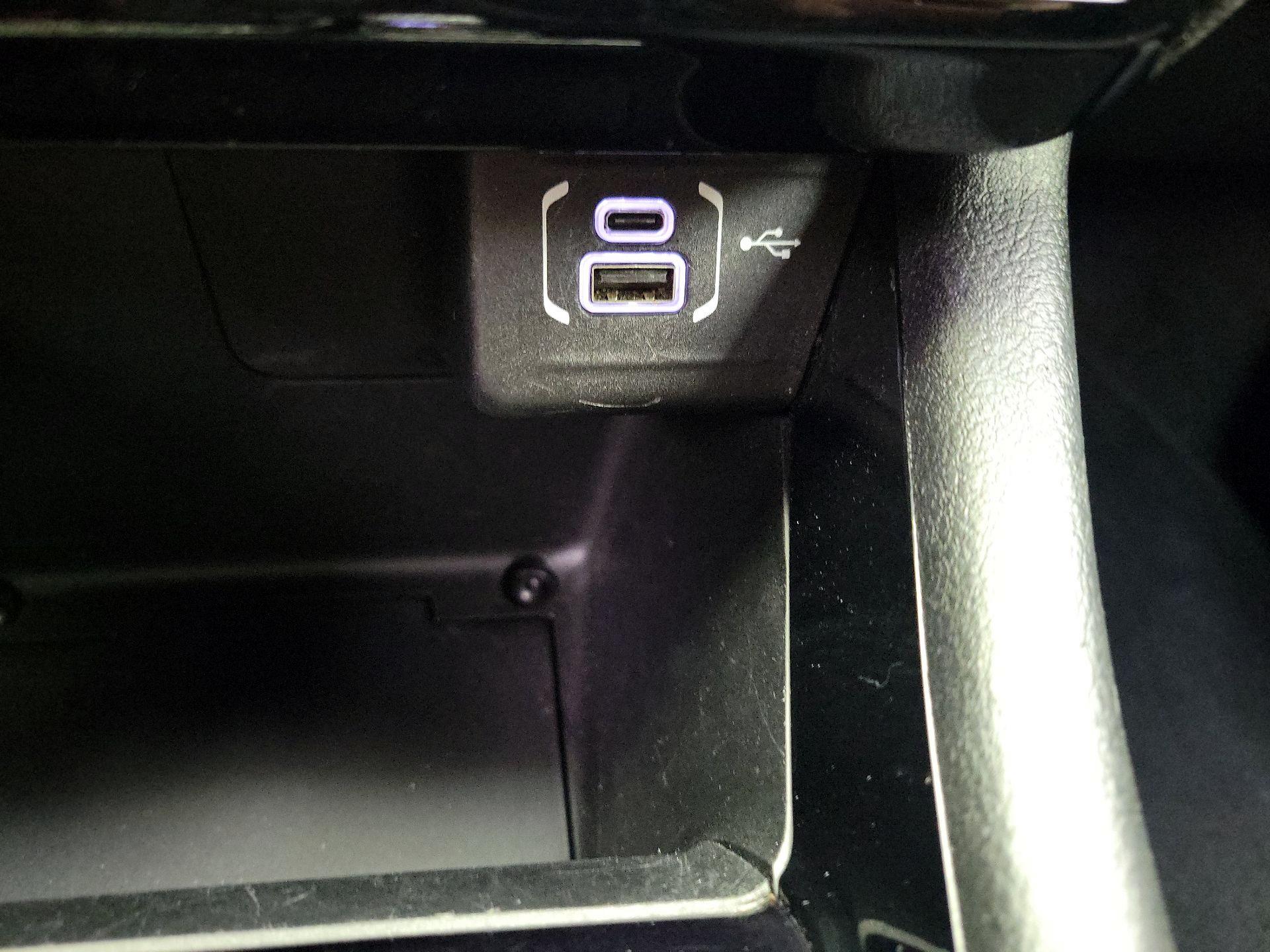 Thumbnail: 2023 Jeep Compass - 18