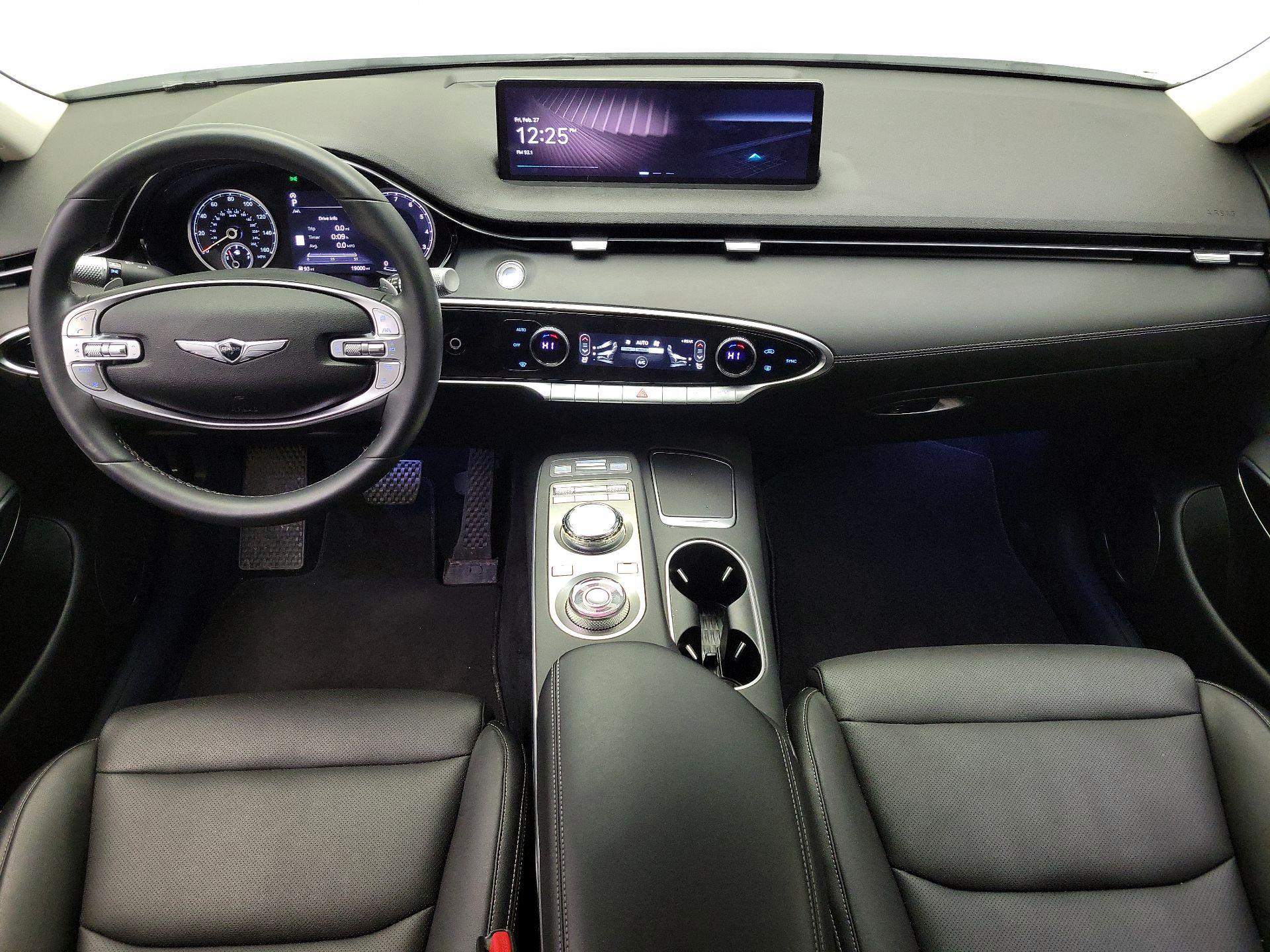 Thumbnail: 2025 Genesis GV70 - 9