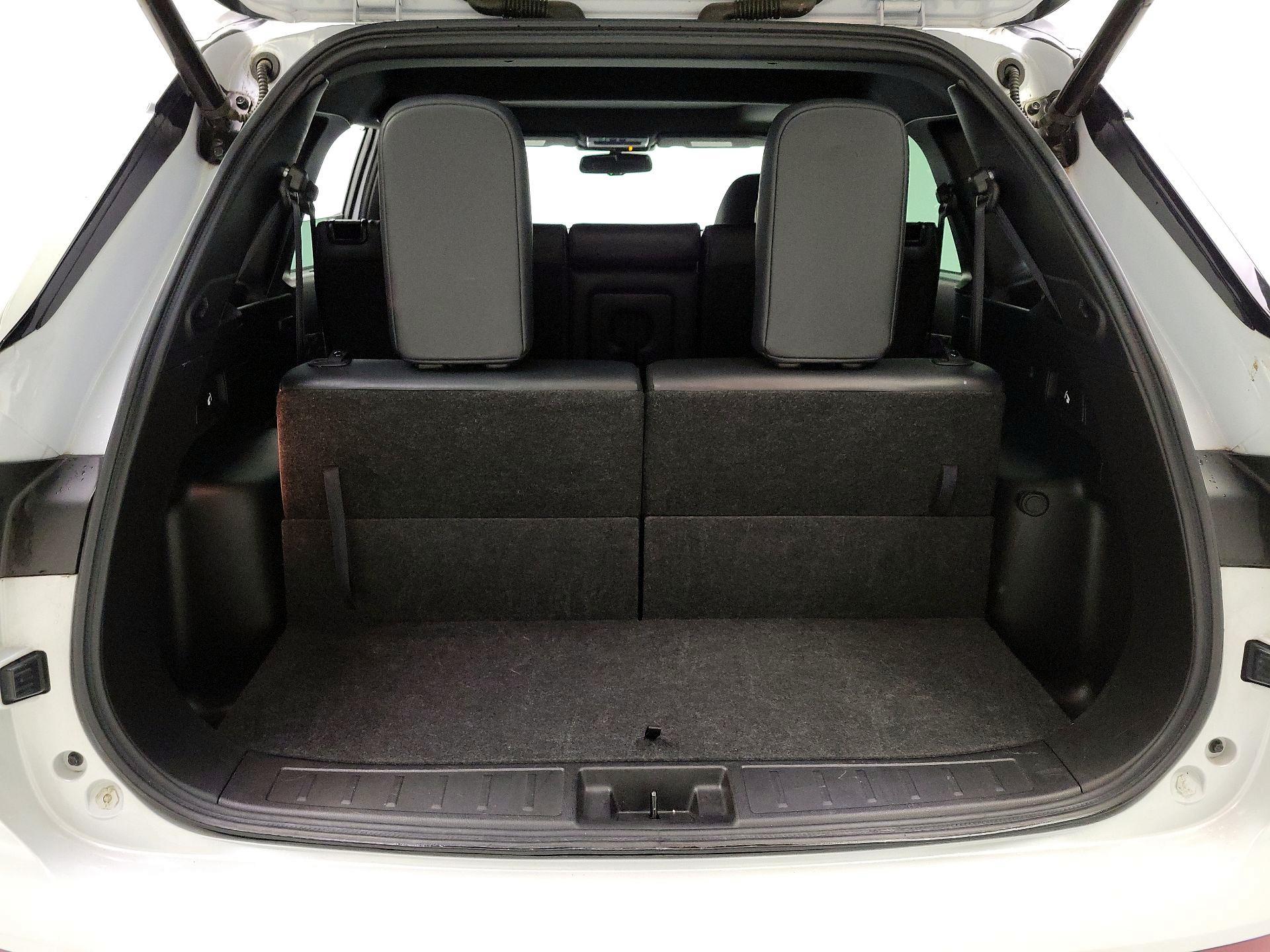 Thumbnail: 2023 Mitsubishi Outlander - 20