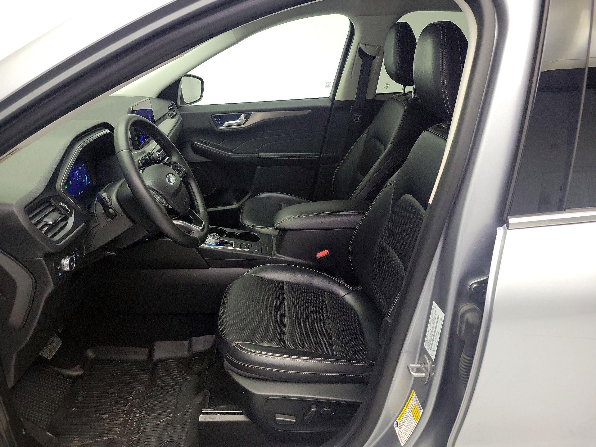 Thumbnail: 2022 Ford Escape - 11