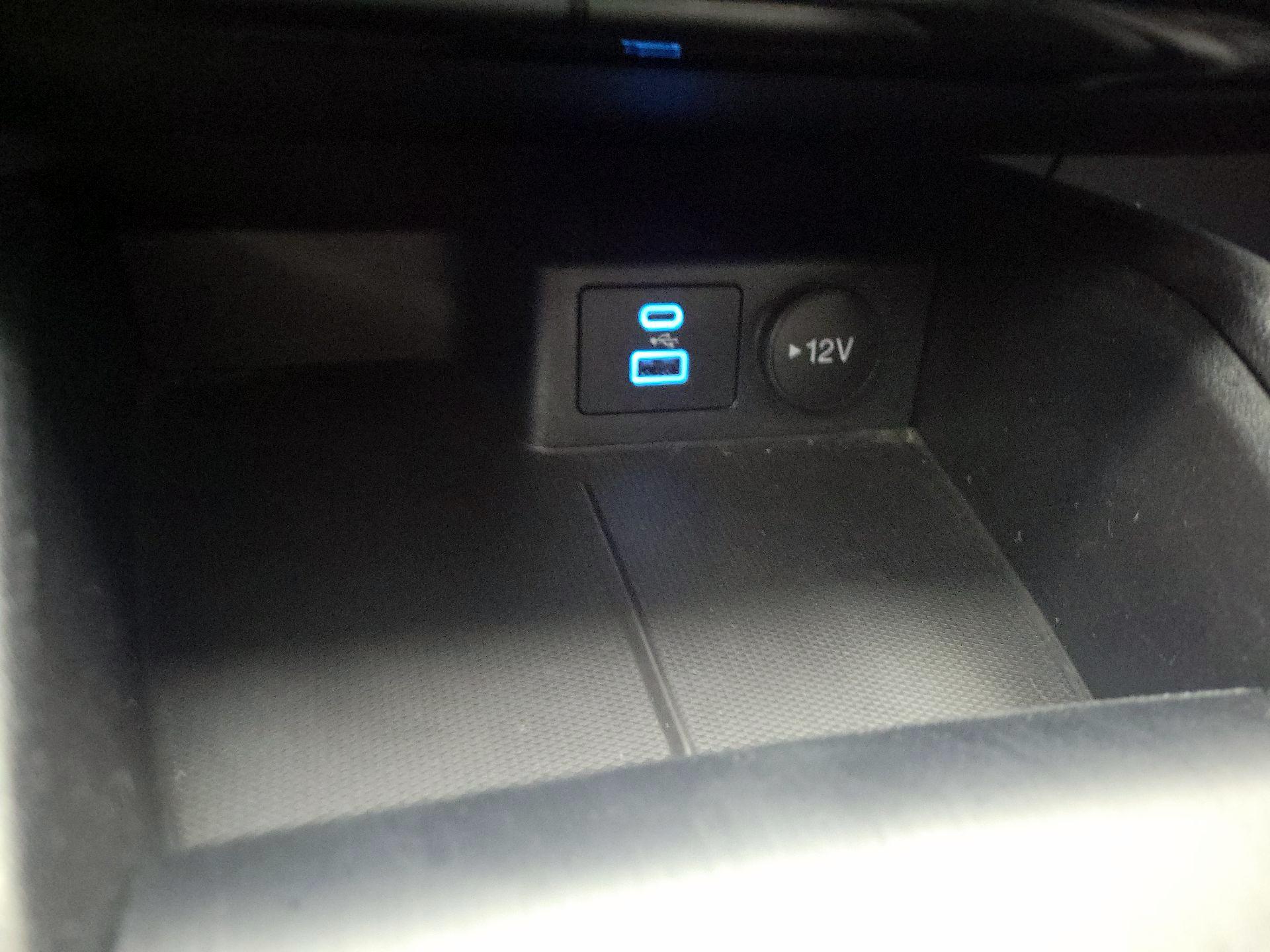 Thumbnail: 2022 Ford Escape - 19