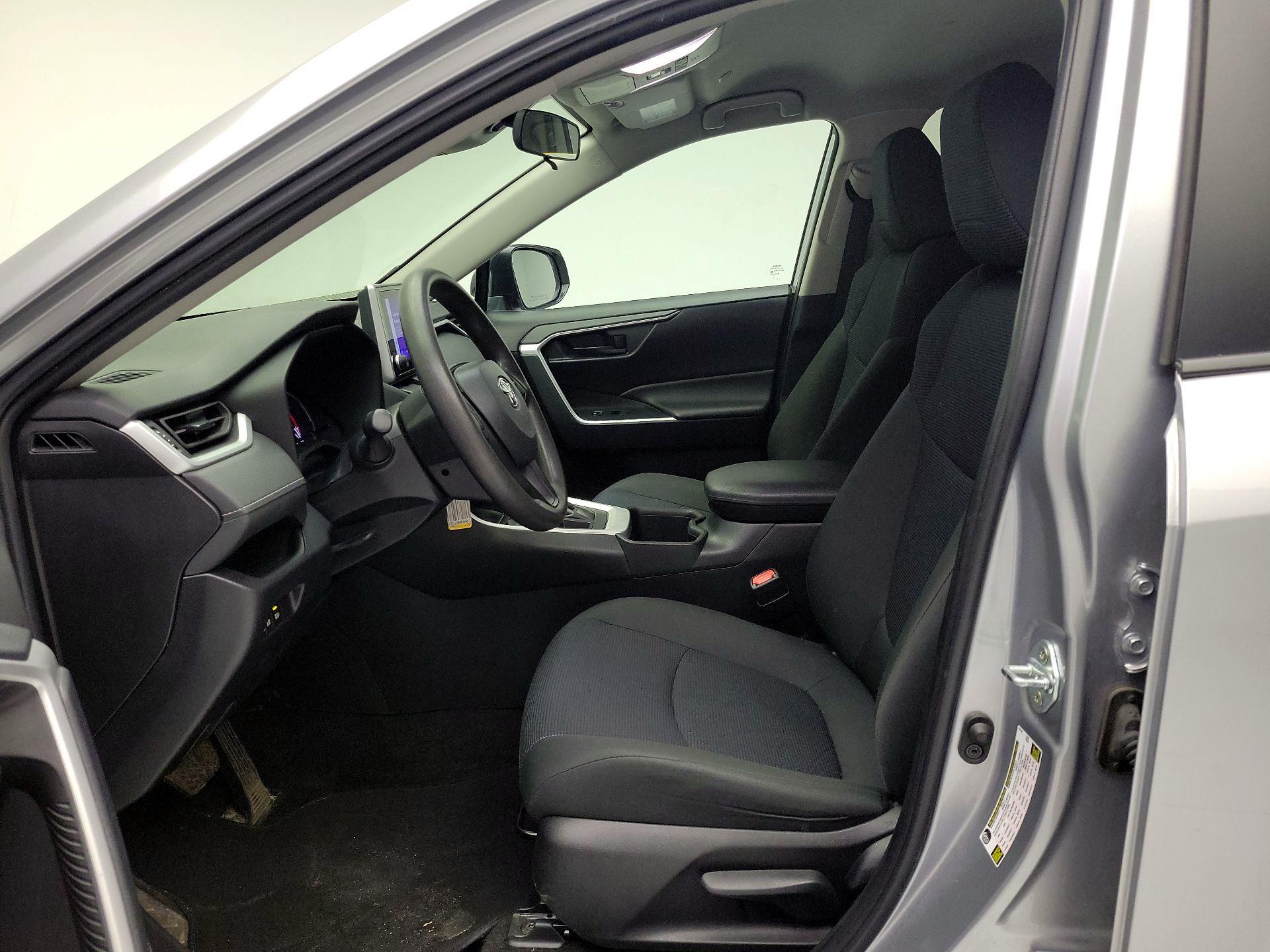 Thumbnail: 2024 Toyota RAV4 - 11