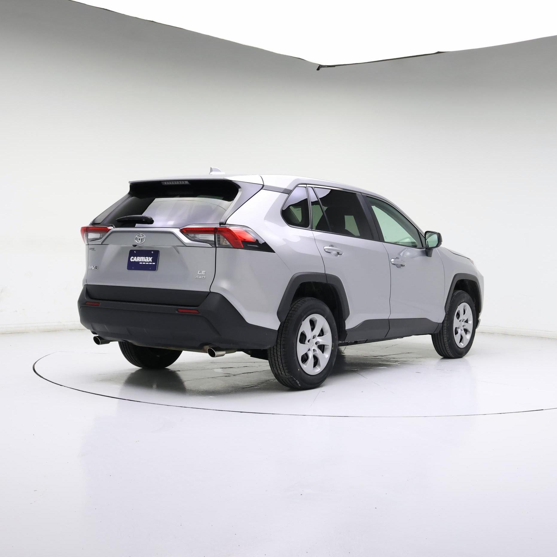 Thumbnail: 2024 Toyota RAV4 - 8