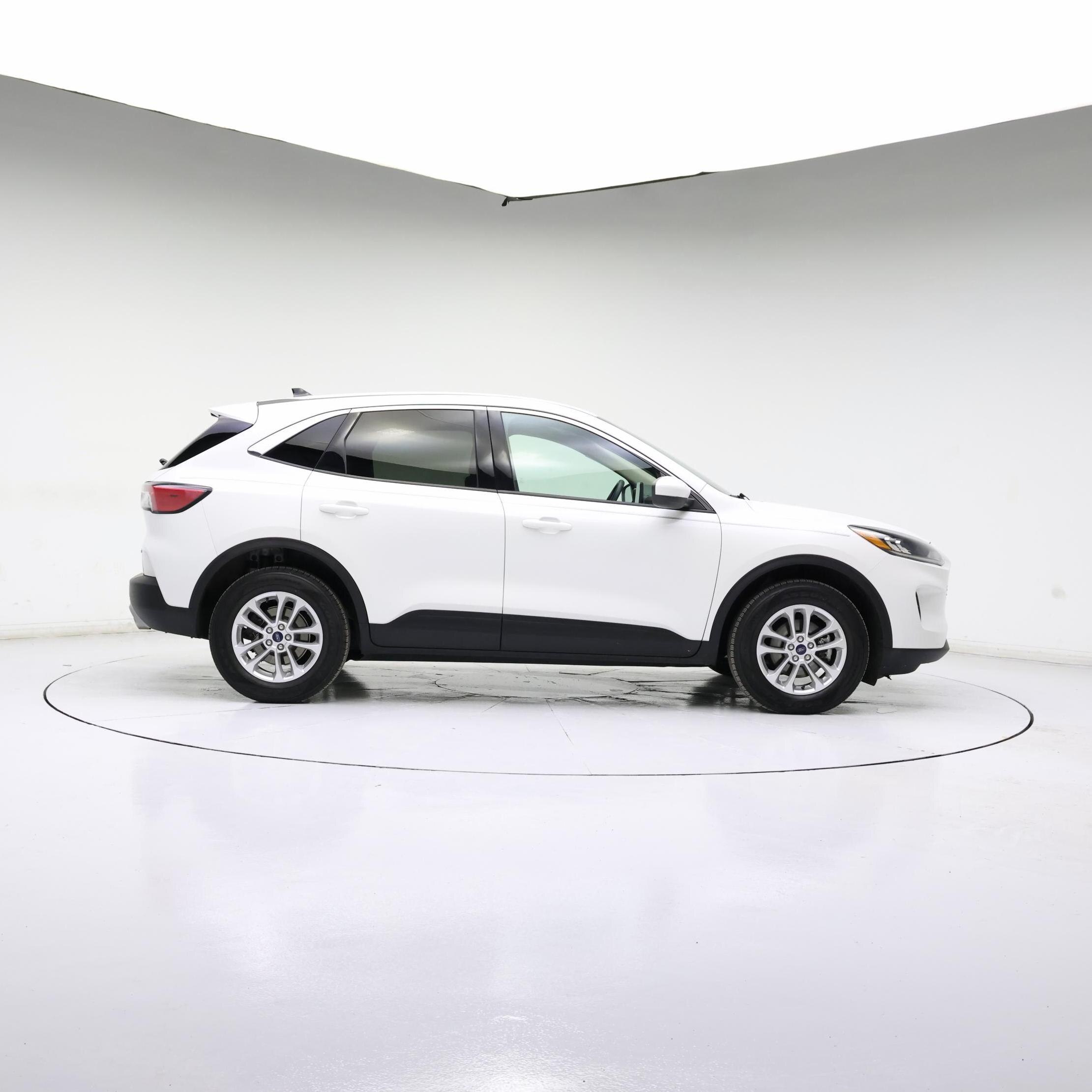 Thumbnail: 2020 Ford Escape - 7