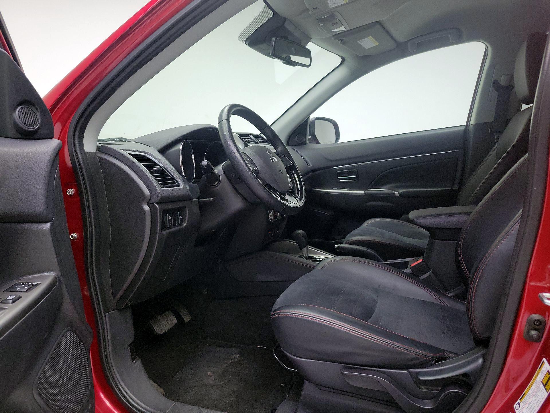 Thumbnail: 2024 Mitsubishi Outlander Sport - 11