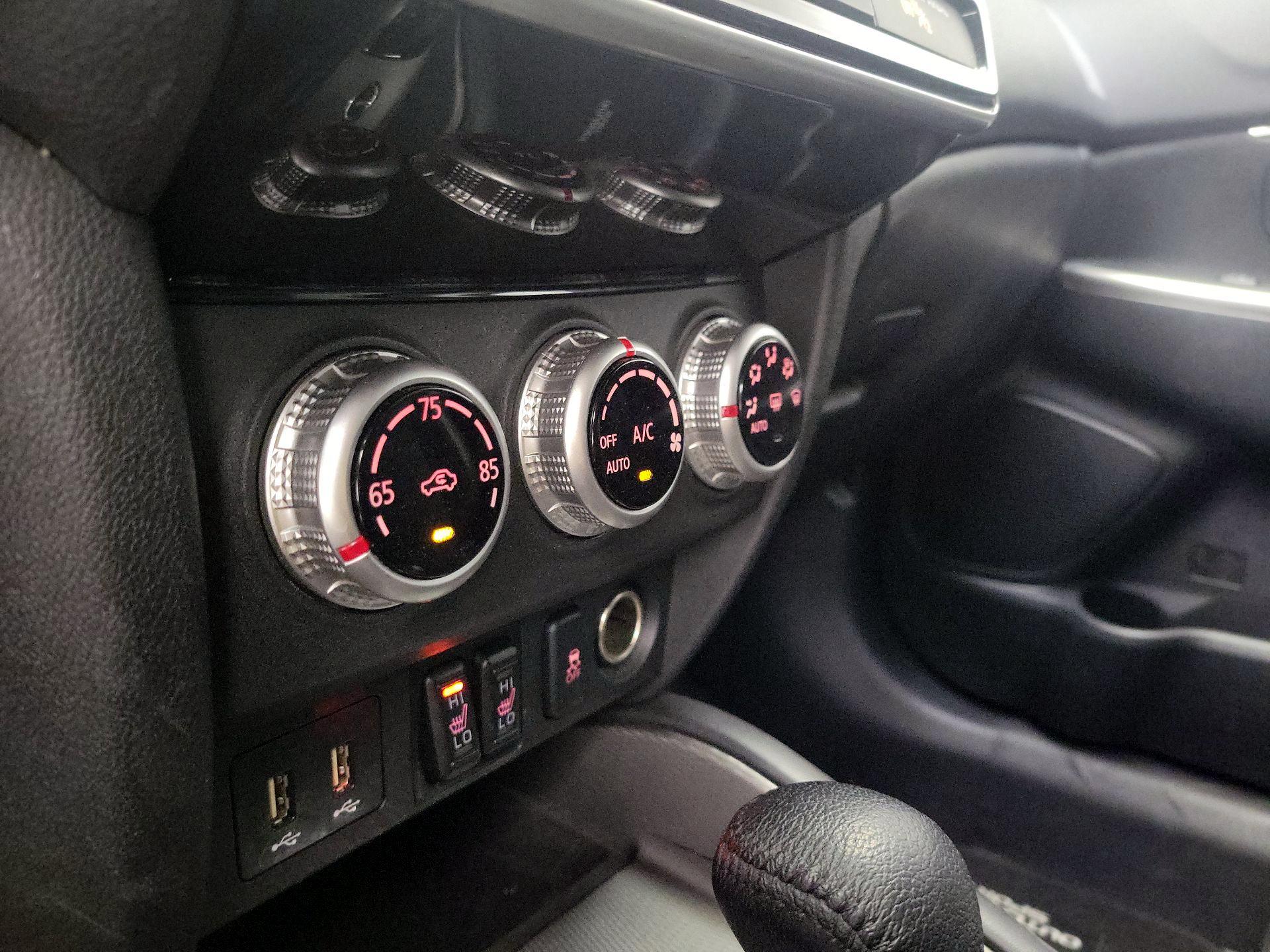 Thumbnail: 2024 Mitsubishi Outlander Sport - 16