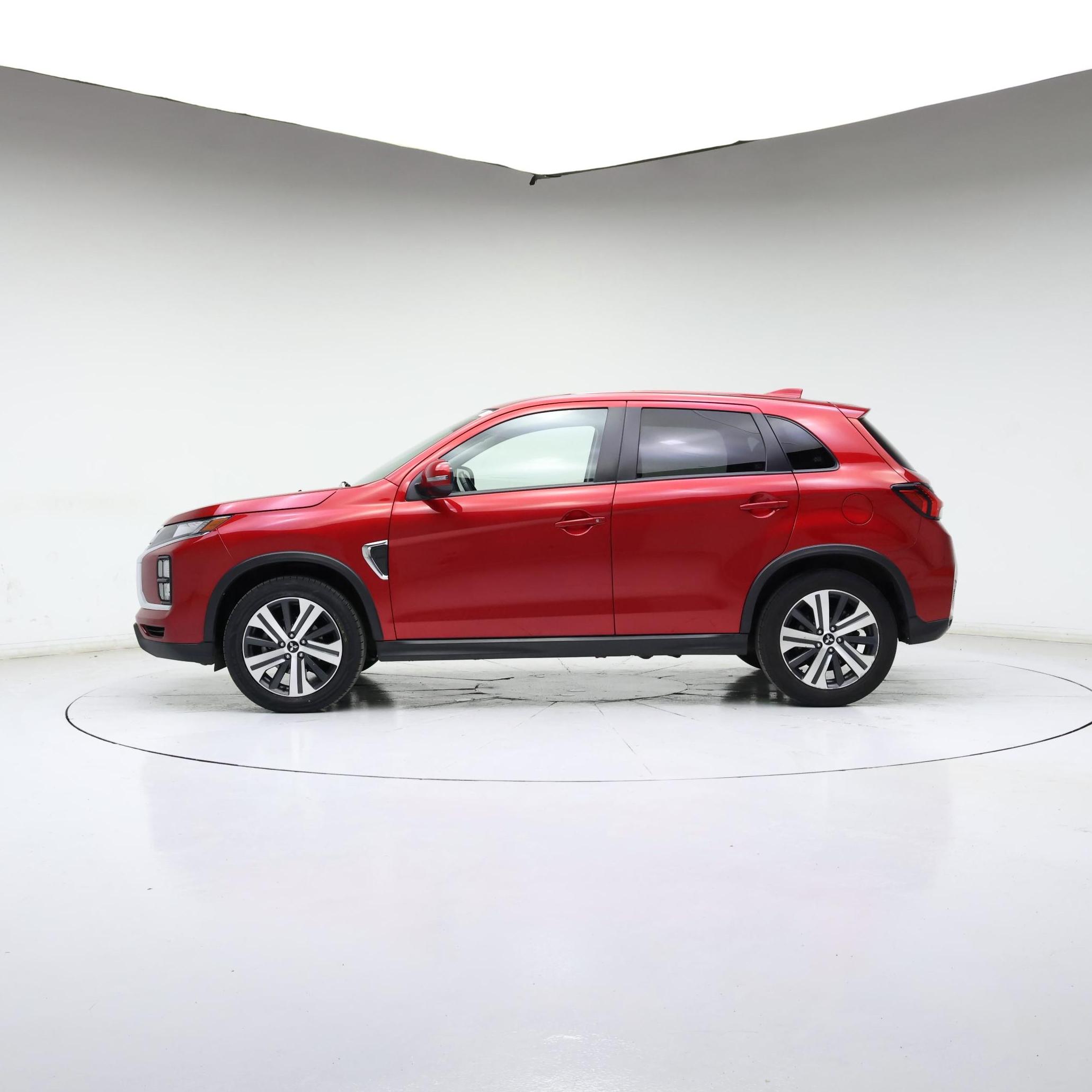 Thumbnail: 2024 Mitsubishi Outlander Sport - 3