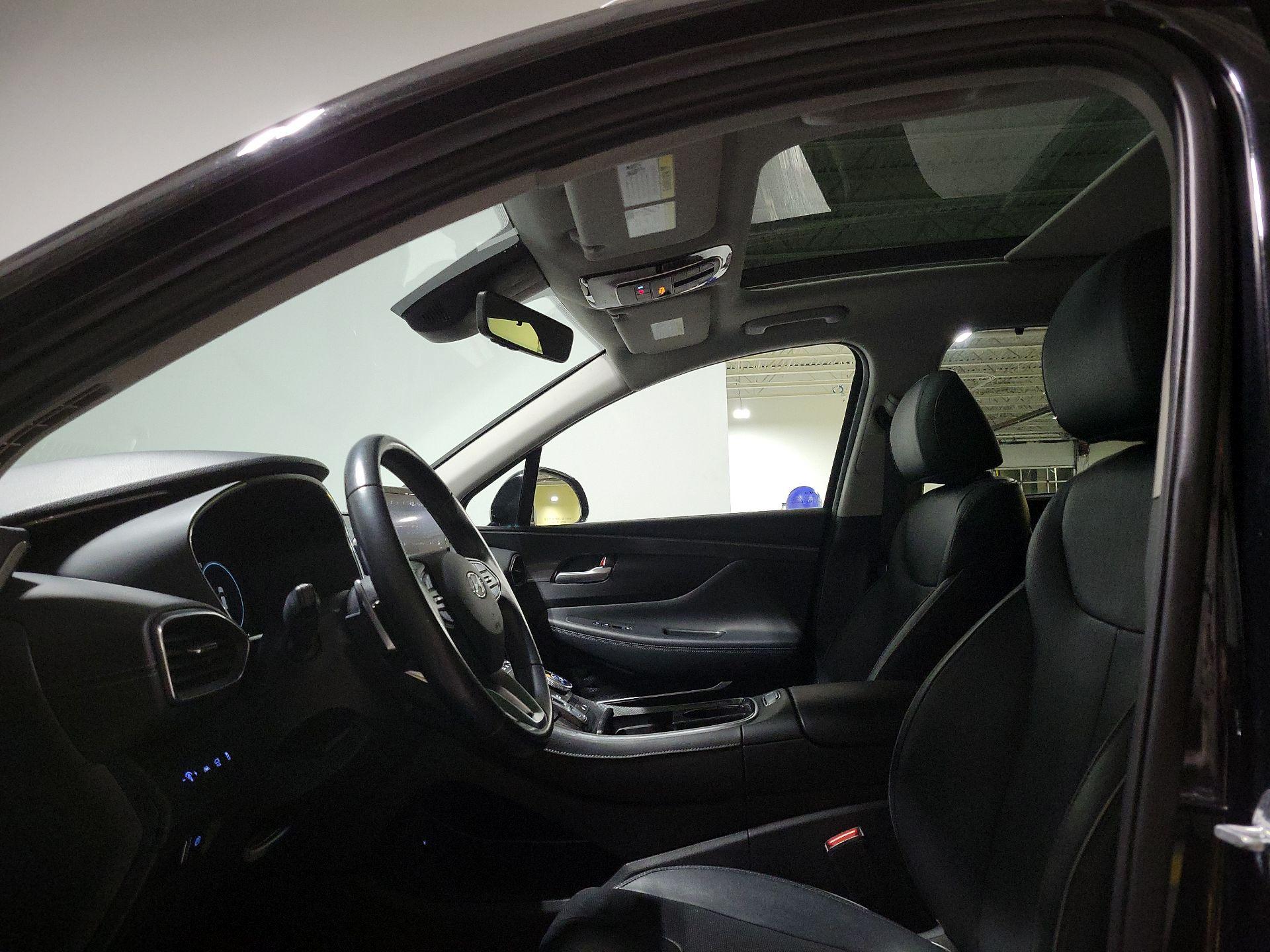 Thumbnail: 2021 Hyundai Santa Fe - 18