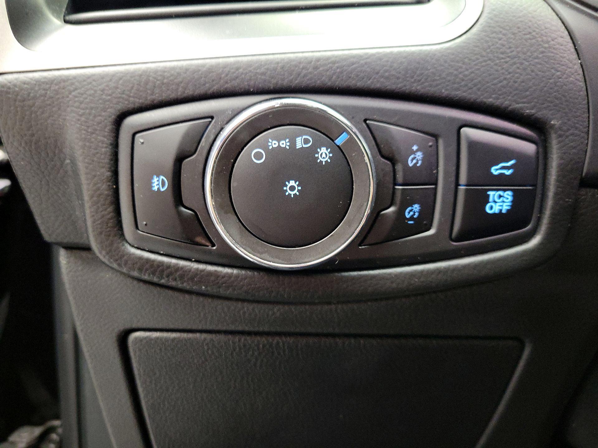 Thumbnail: 2023 Ford Edge - 13