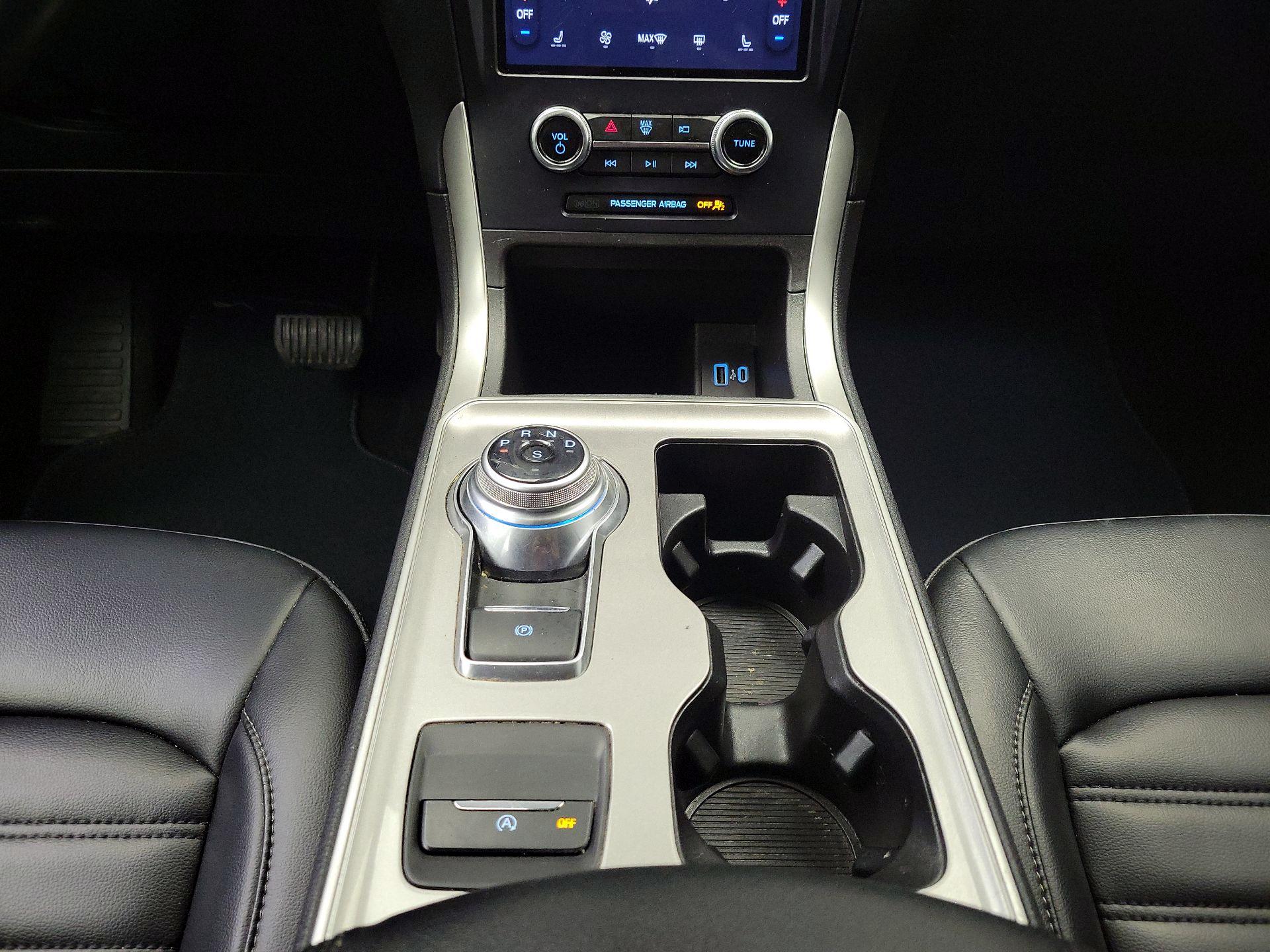 Thumbnail: 2023 Ford Edge - 17