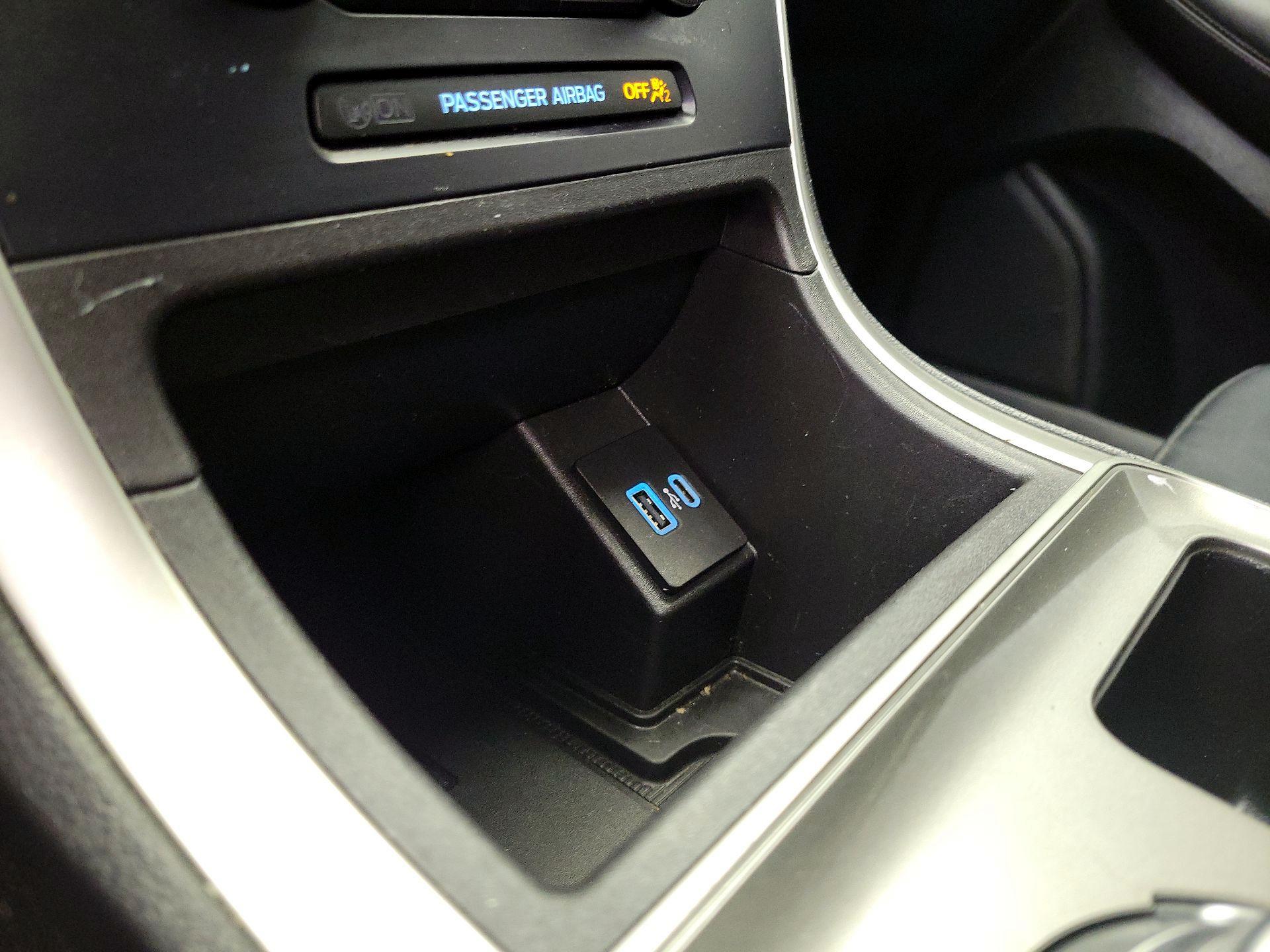 Thumbnail: 2023 Ford Edge - 18